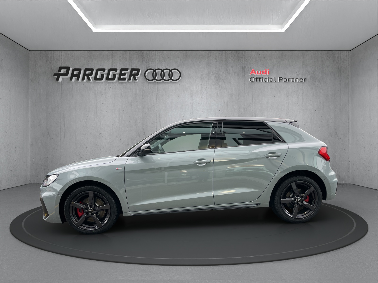 AUDI A1 Sportback 30 TFSI S Line Attraction S-tronic-image-2