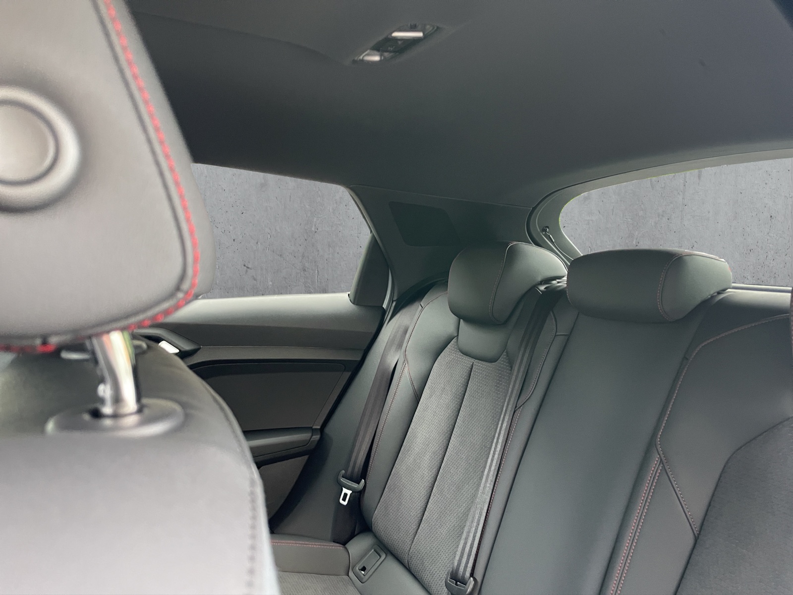 AUDI A1 Sportback 30 TFSI S Line Attraction S-tronic-image-12