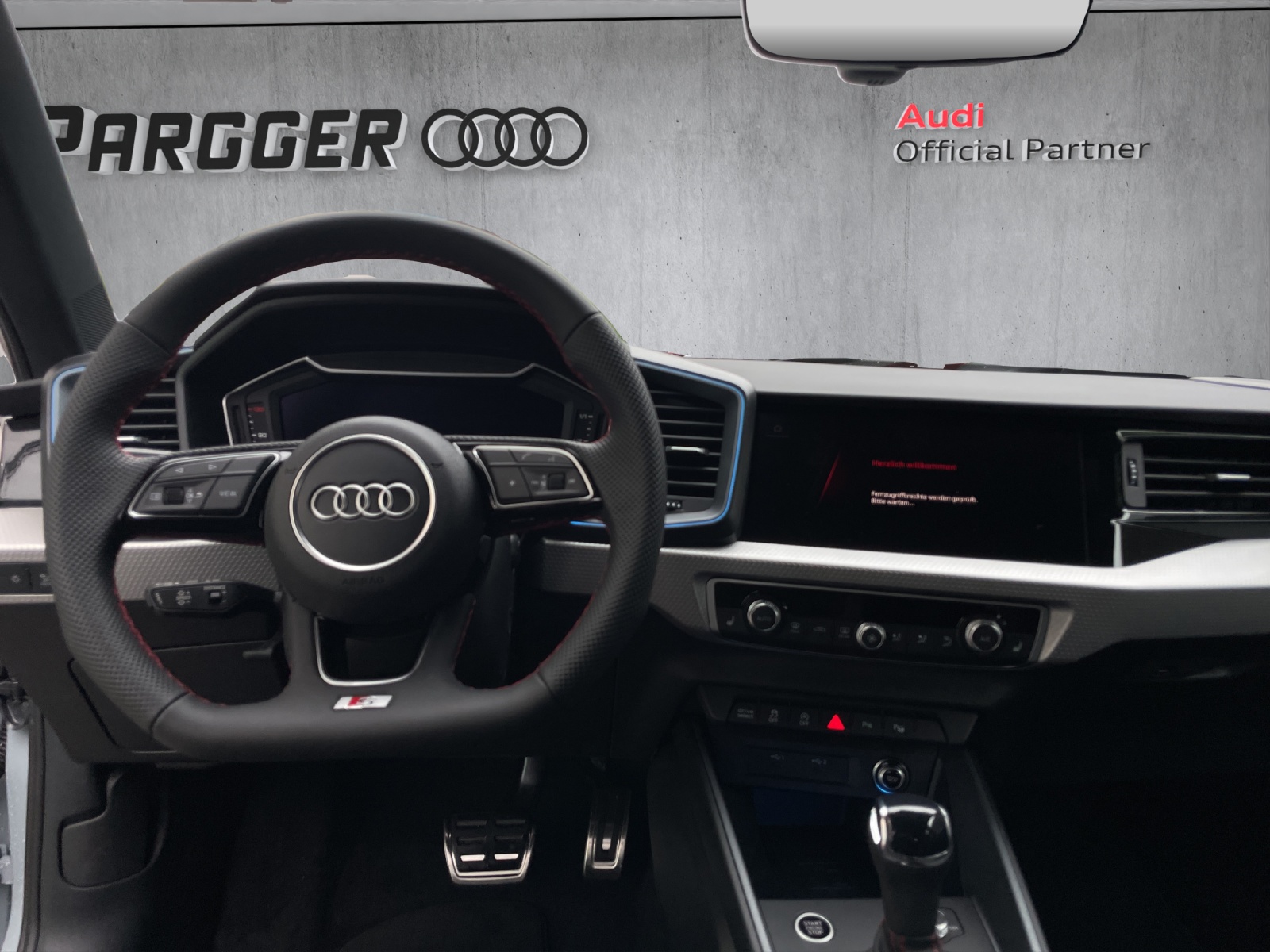 AUDI A1 Sportback 30 TFSI S Line Attraction S-tronic-image-8