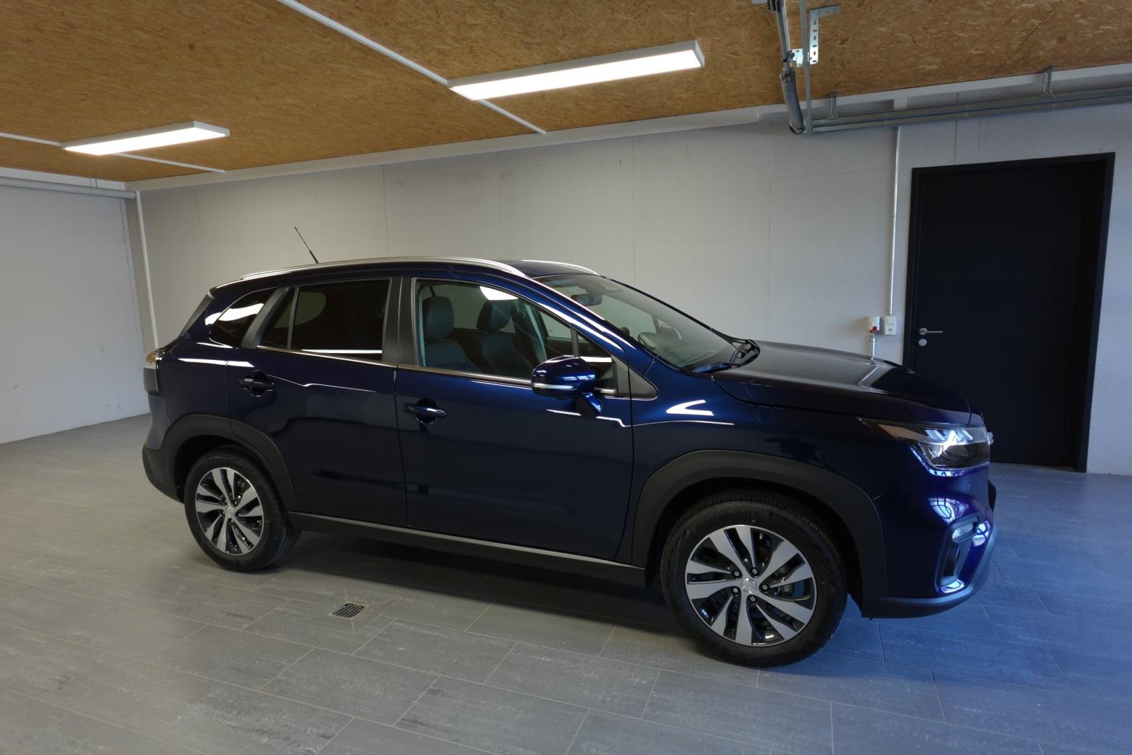 SUZUKI S-Cross 1.4 T Compact Top Hybrid 4x4-image-1