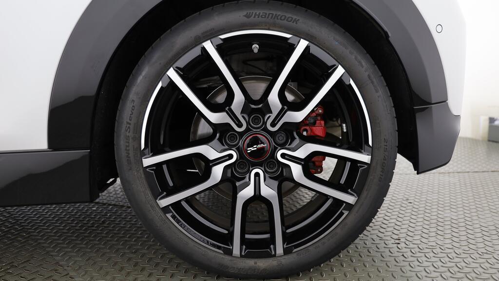 MINI John Cooper Works-image-9