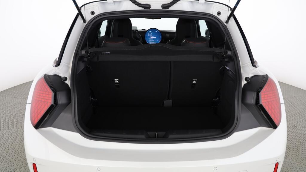 MINI John Cooper Works-image-19