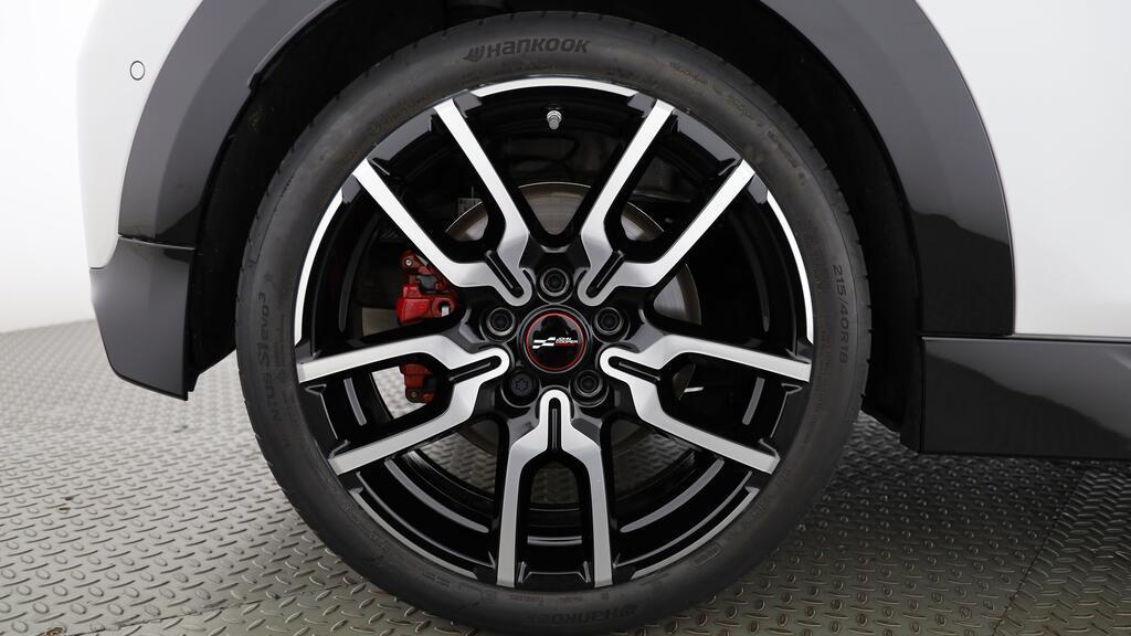 MINI John Cooper Works-image-10