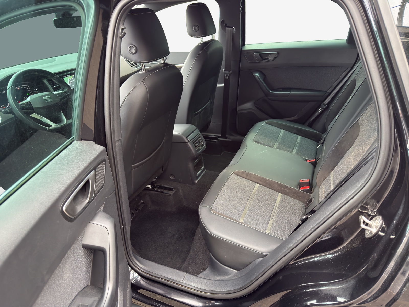 SEAT Ateca 1.5 TSI EVO Hola Xperience DSG-image-11