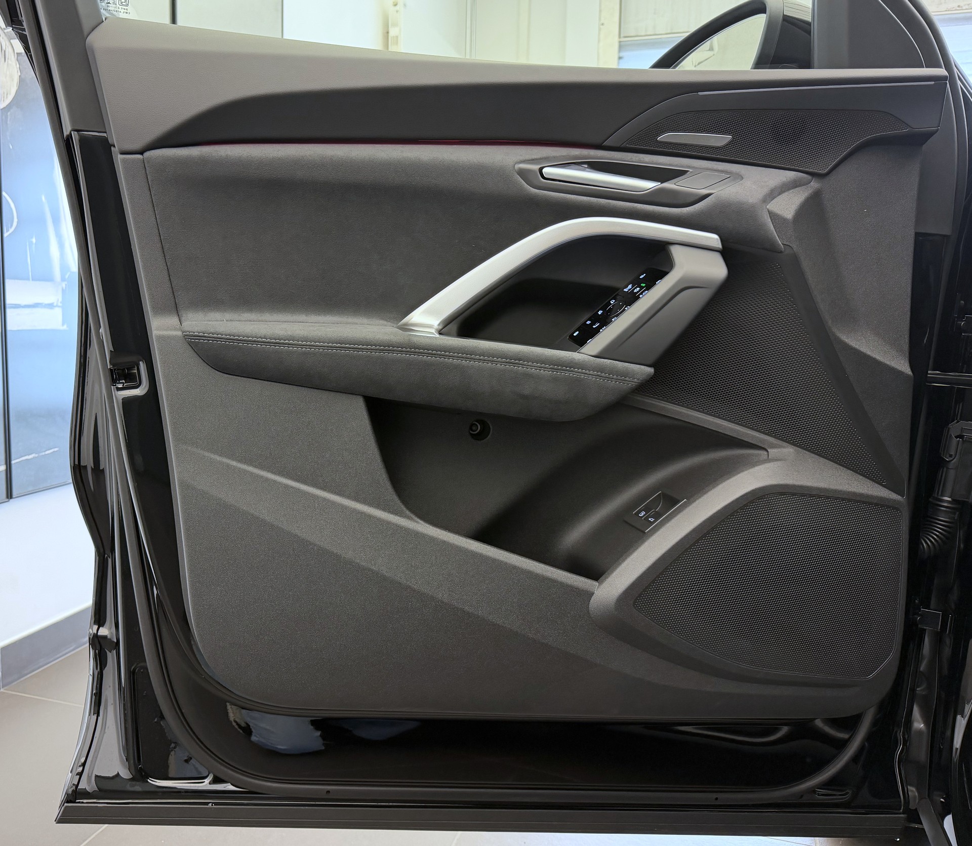 AUDI Q5 e-hybrid quattro 270 kW S-tronic-image-3