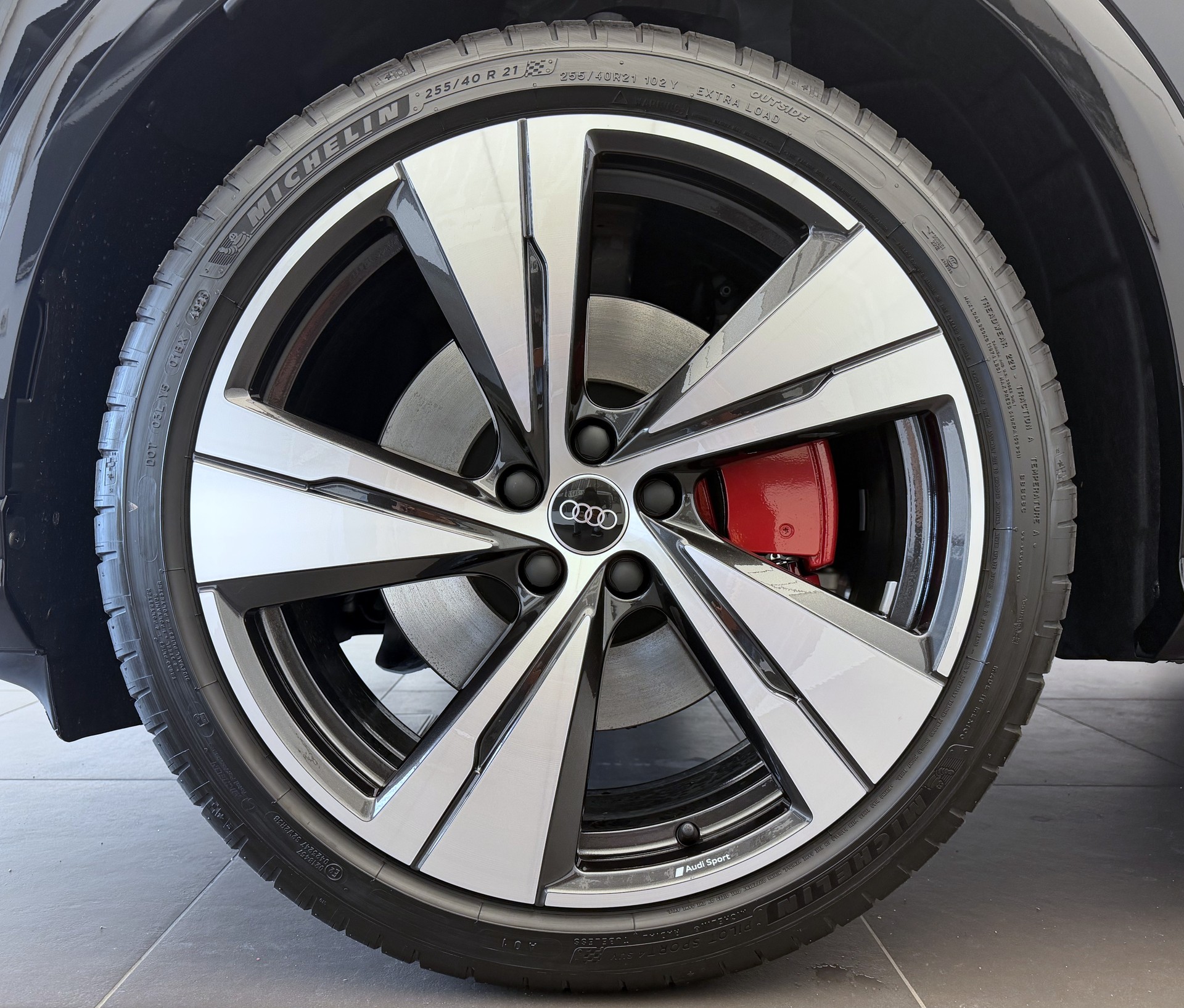 AUDI Q5 e-hybrid quattro 270 kW S-tronic-image-2