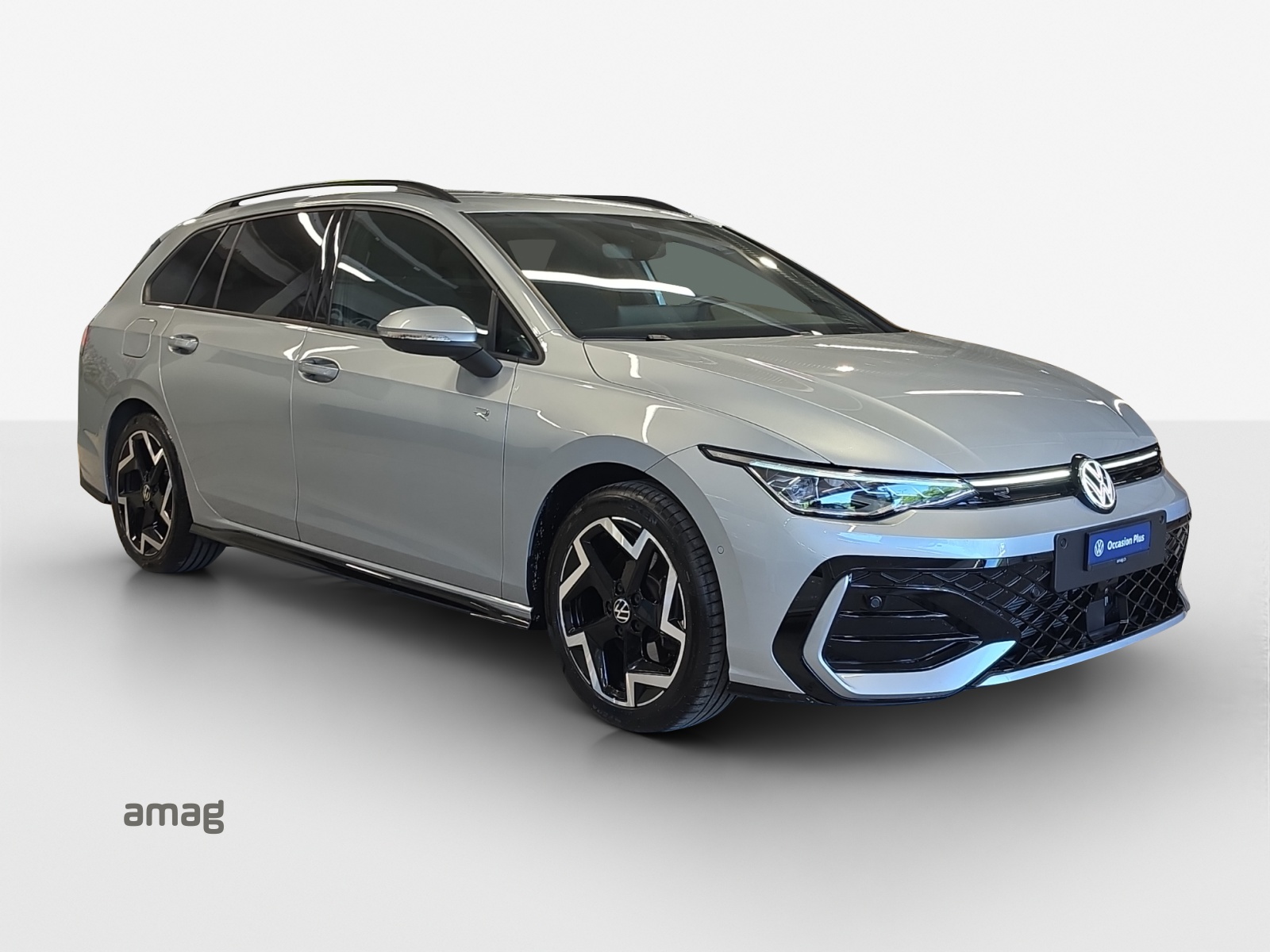 VW Golf Variant 2.0 TSI R-Line DSG 4 Motion-image-5