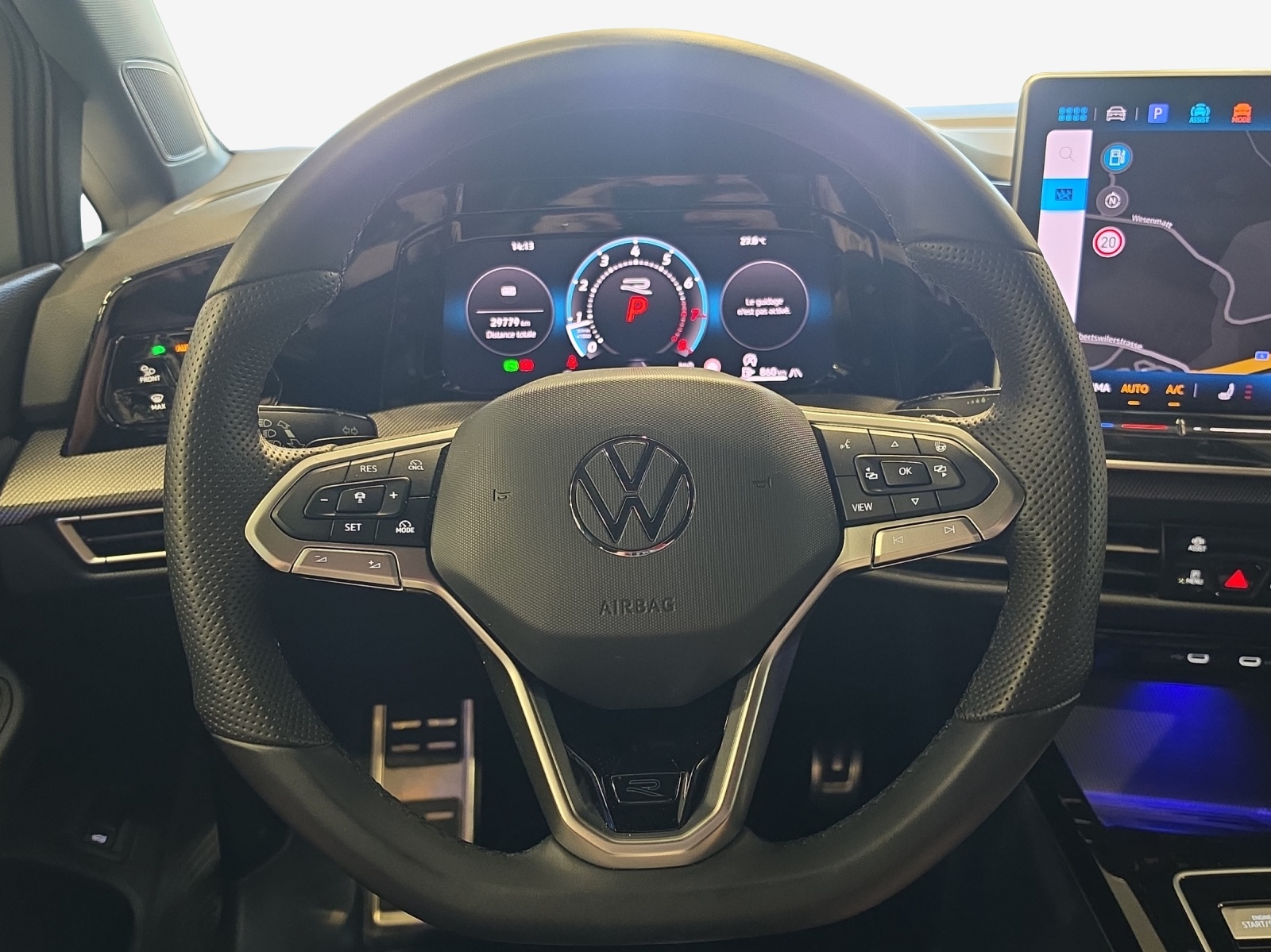 VW Golf Variant 2.0 TSI R-Line DSG 4 Motion-image-9