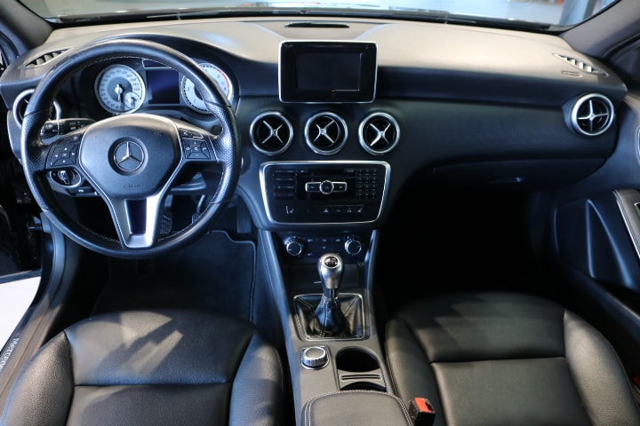 MERCEDES-BENZ A 160 CDI Urban-showroom-element-1