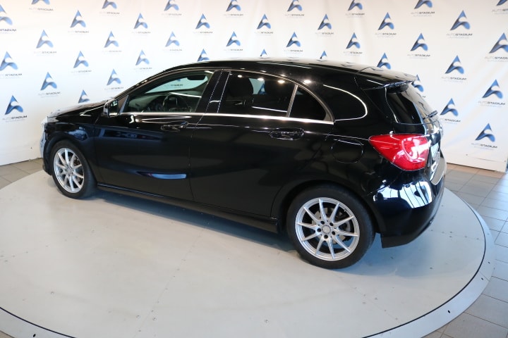 MERCEDES-BENZ A 160 CDI Urban-image-13