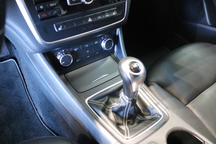 MERCEDES-BENZ A 160 CDI Urban-image-30