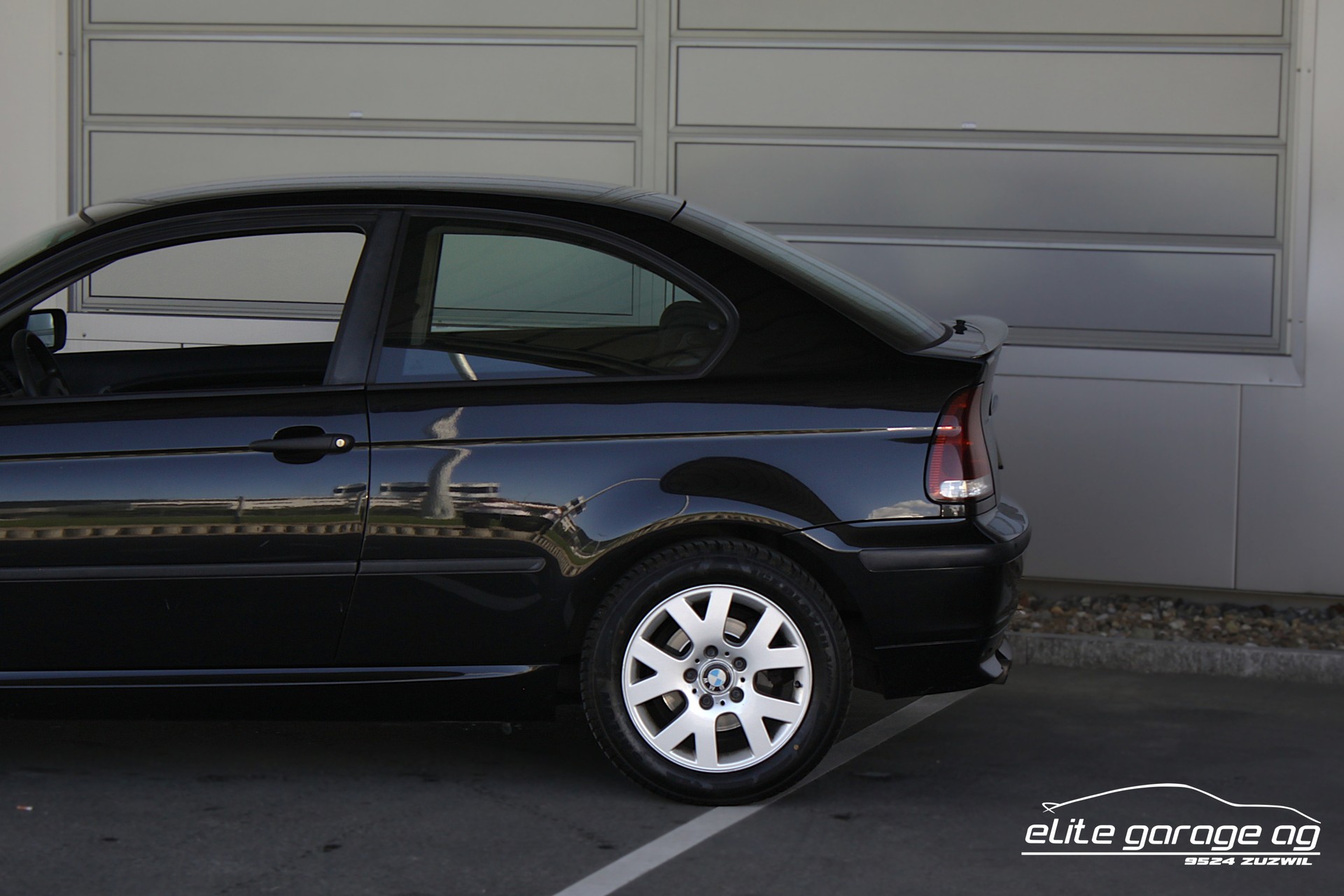 BMW 318 ti Compact-image-12