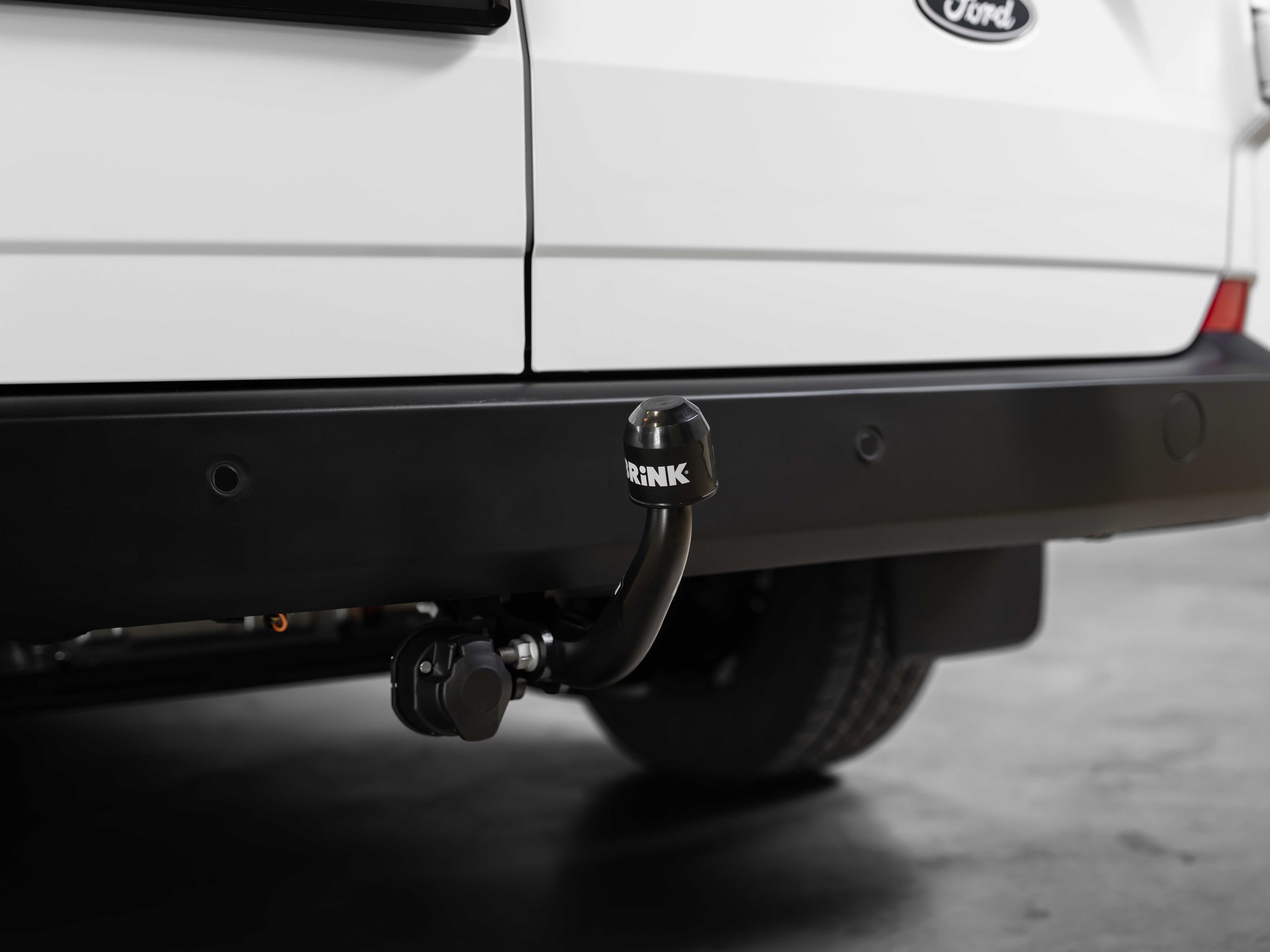 FORD Transit Custom Van 340 L2H1 65kWh Trend-image-13