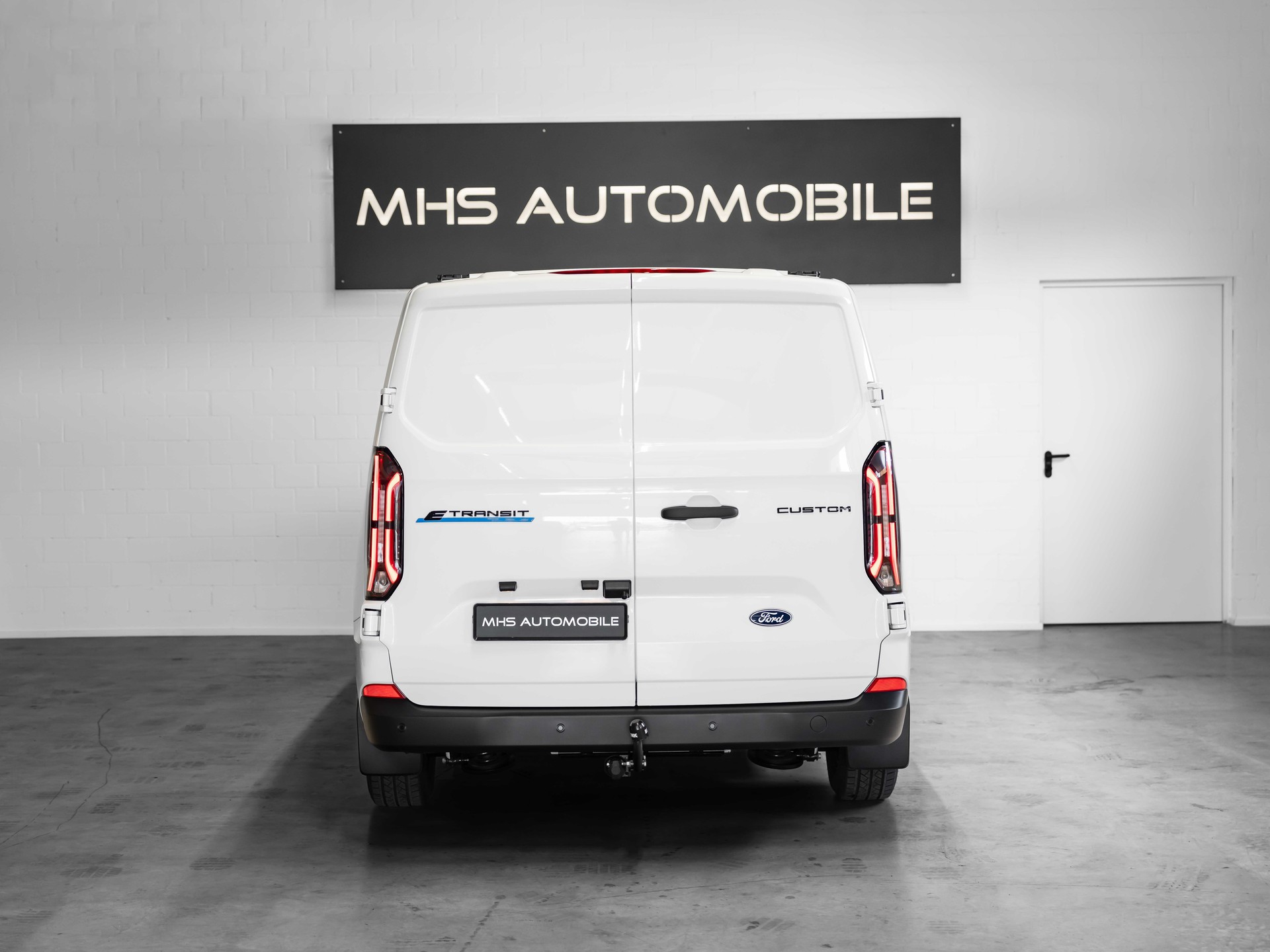 FORD Transit Custom Van 340 L2H1 65kWh Trend-image-38