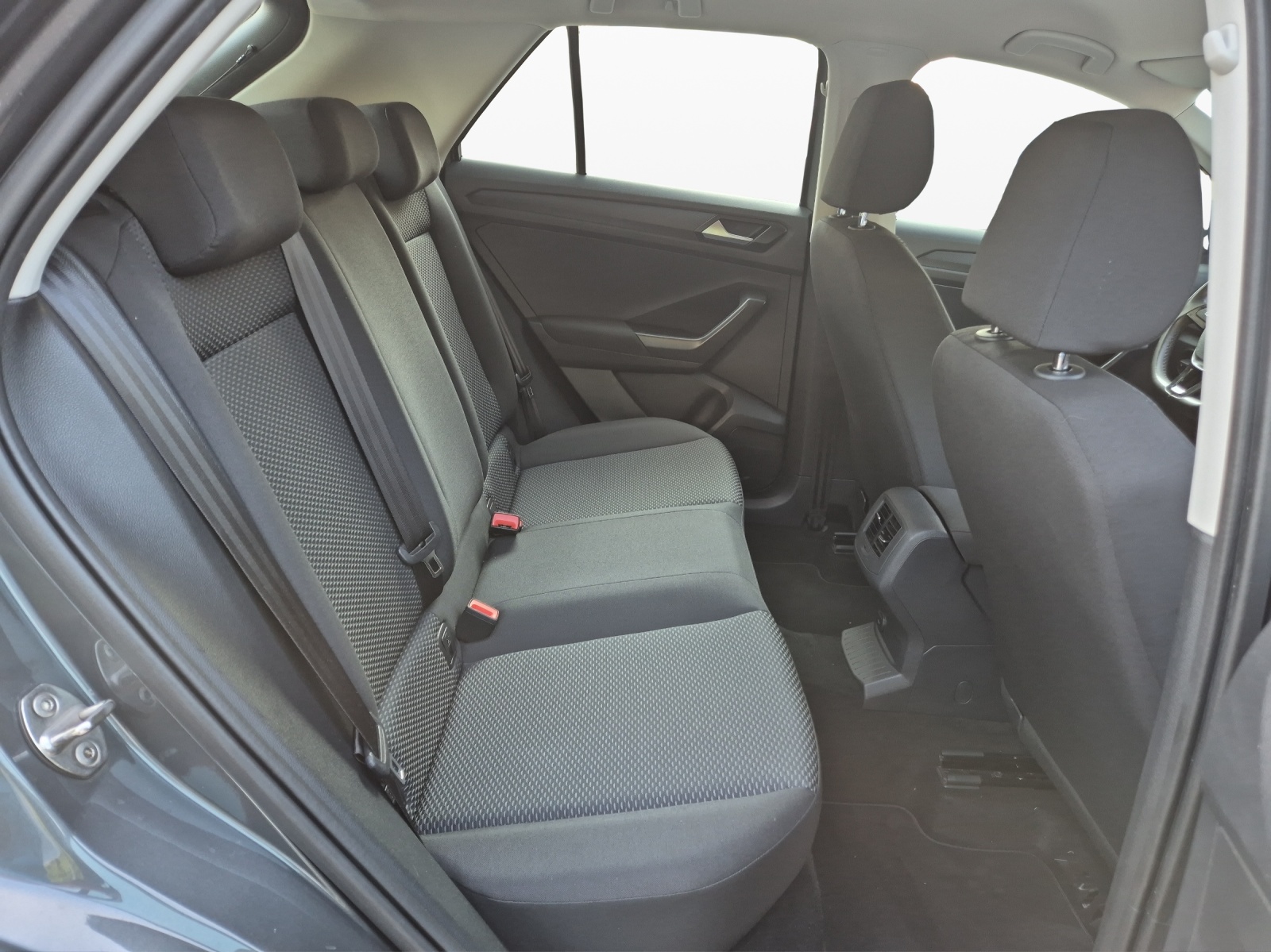 VW T-Roc 1.0 TSI-image-14