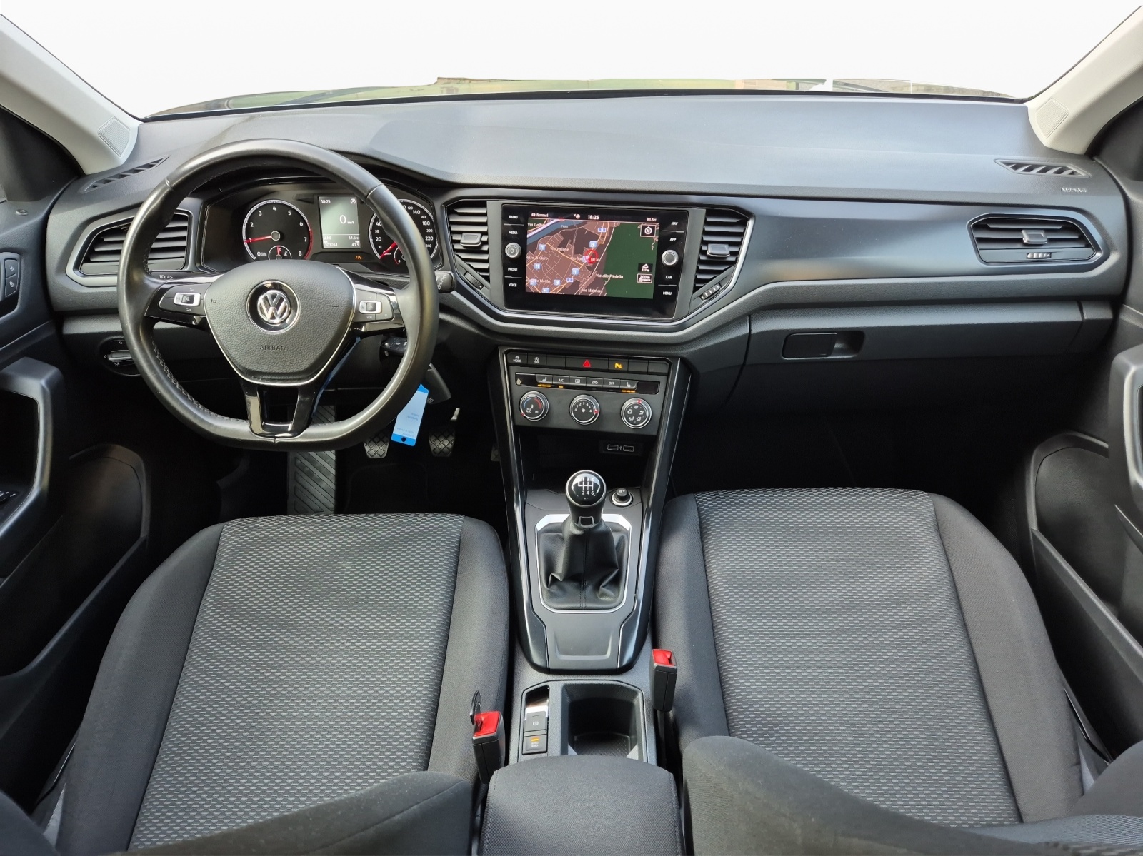 VW T-Roc 1.0 TSI-image-11