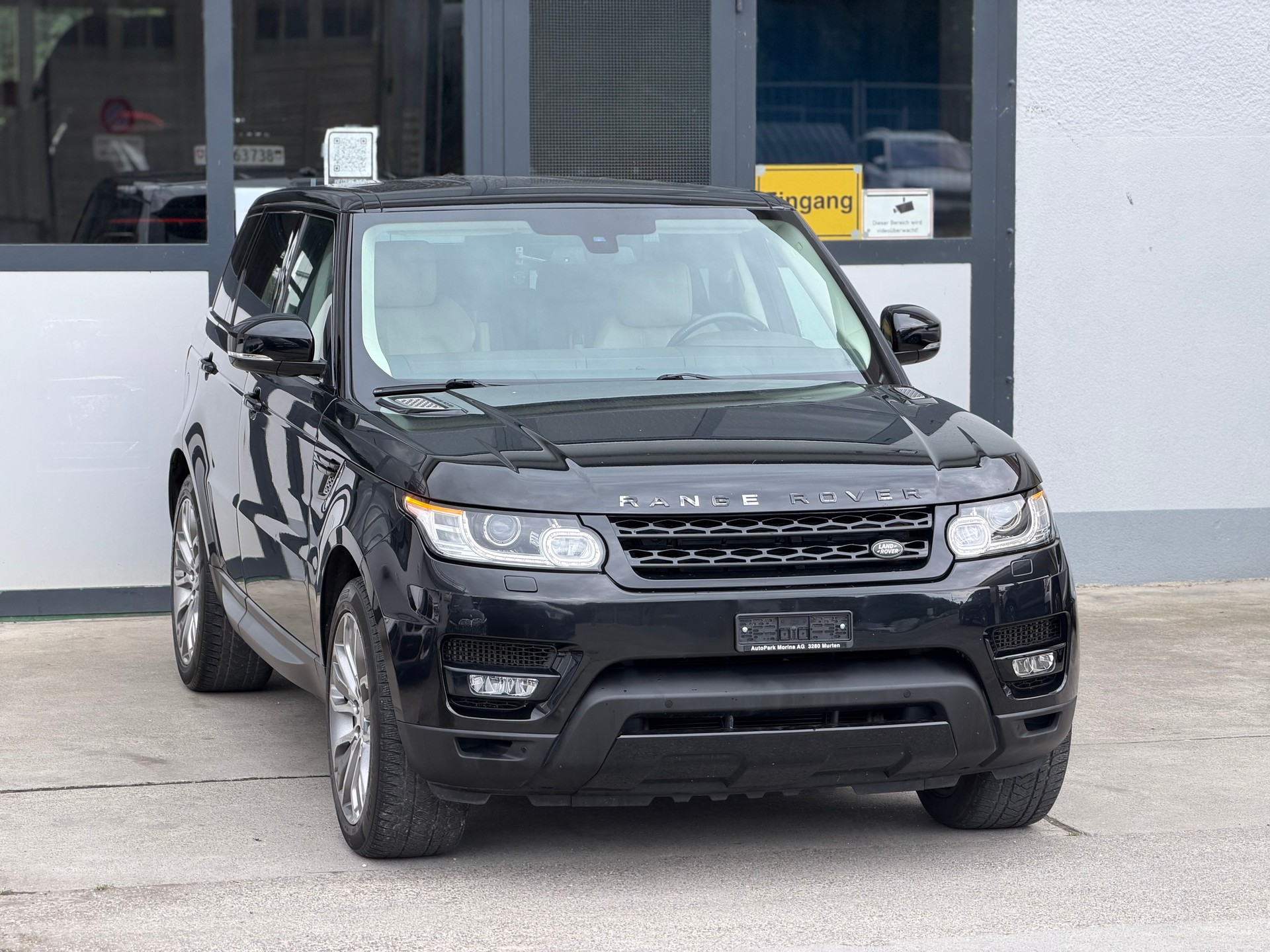 LAND ROVER Range Rover Sport 3.0 SDV6 HSE Dynamic Automatic-showroom-element-3