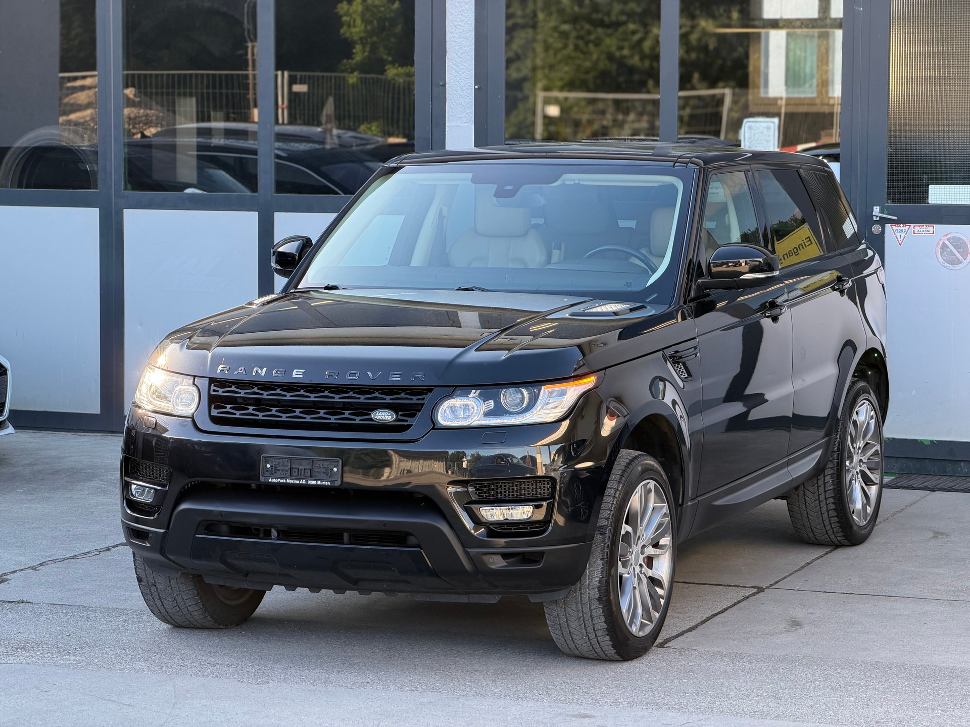 LAND ROVER Range Rover Sport 3.0 SDV6 HSE Dynamic Automatic-image-1