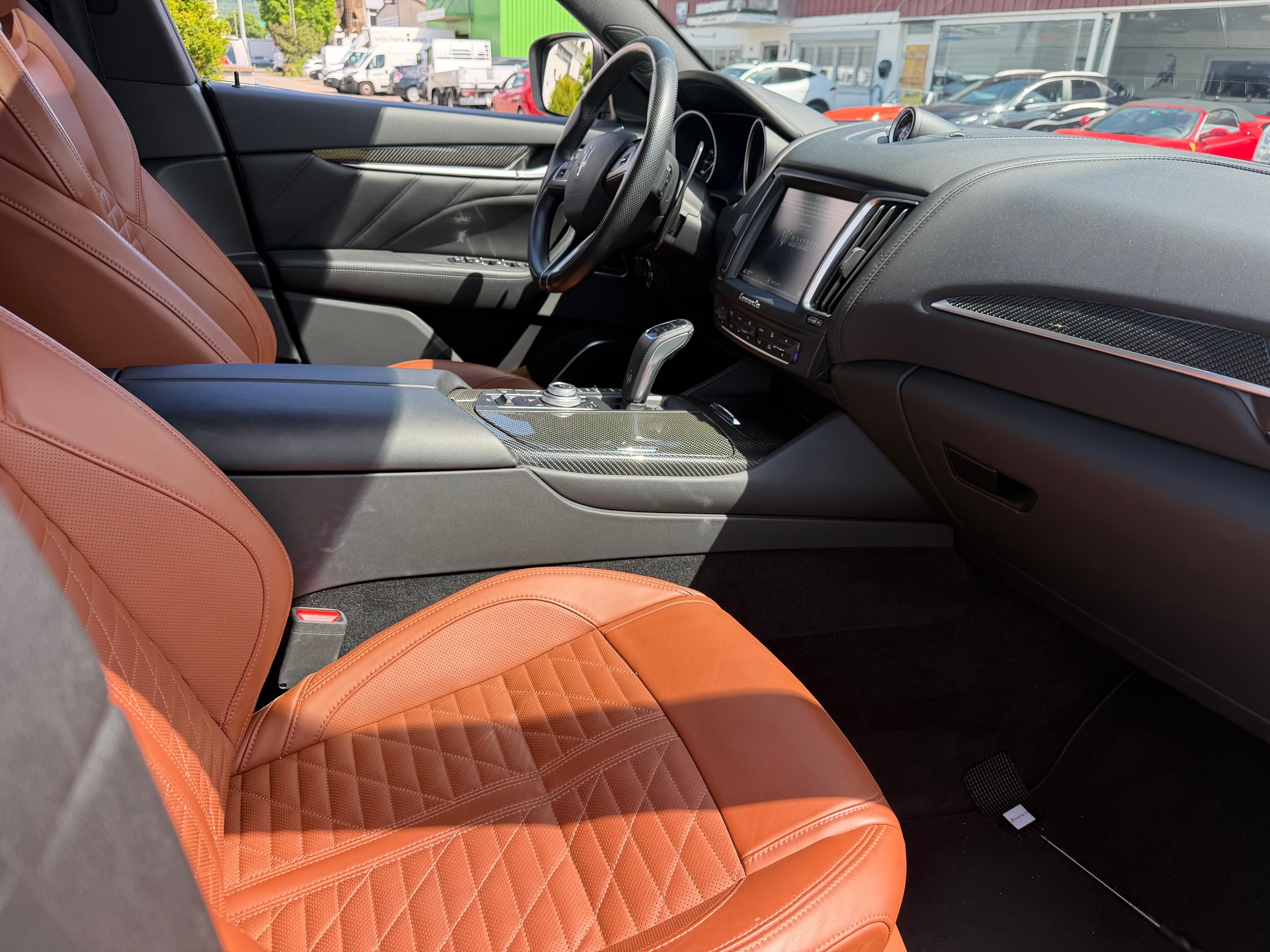 MASERATI Levante S 3.0 V6 GranSport Automatica-image-8