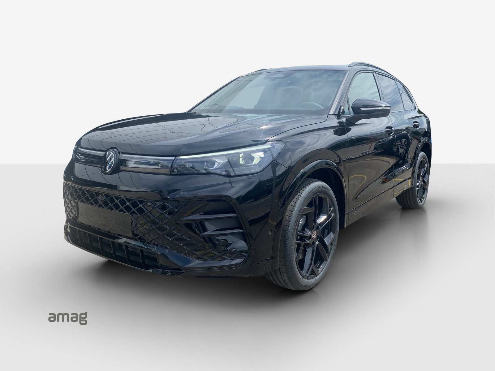 VW Tiguan 2.0 TDI SCR R-Line 4Motion DSG-image-0