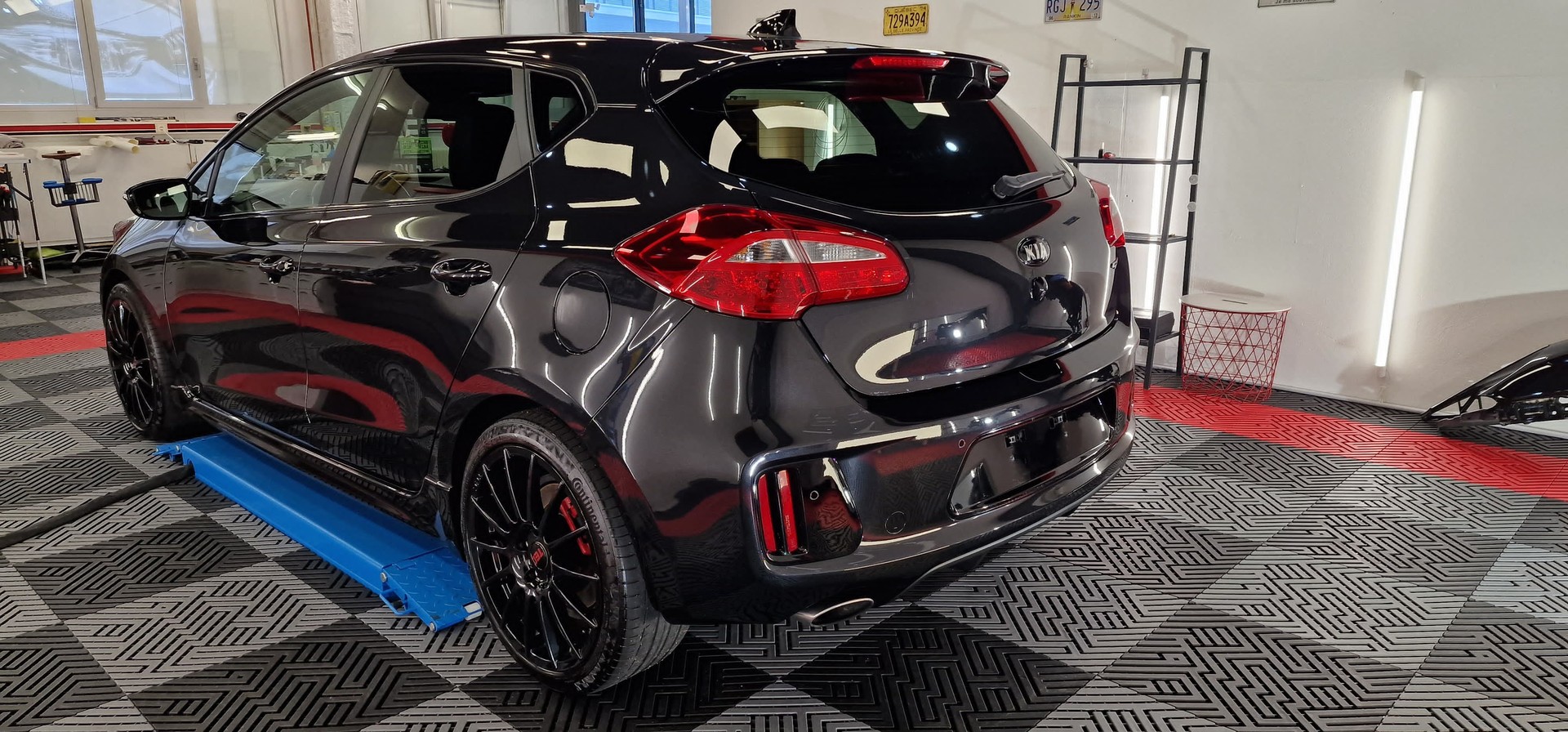 KIA 1.6 GDi Turbo GT-image-1