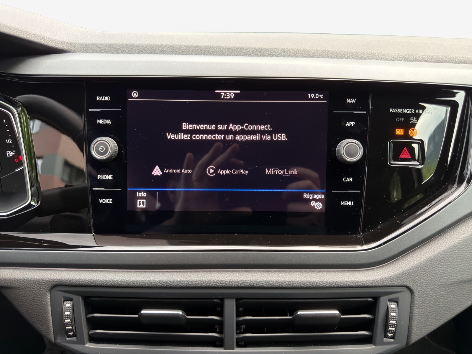 VW Taigo 1.0 TSI R-Line DSG-image-14