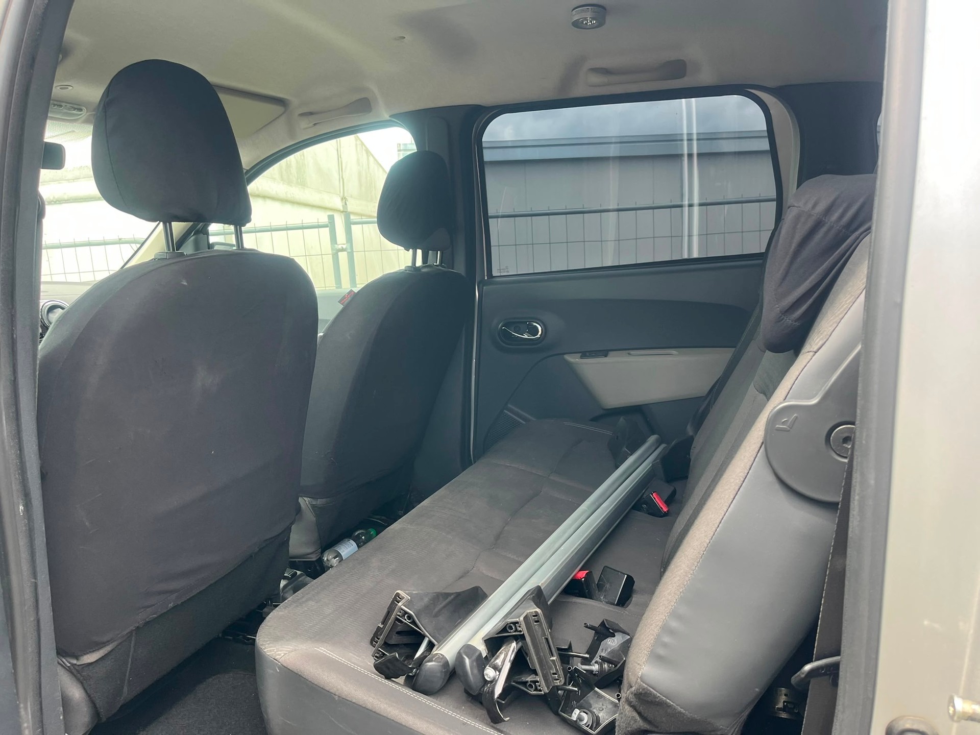 DACIA Lodgy 1.2 Turbo Lauréate 7PL-image-8