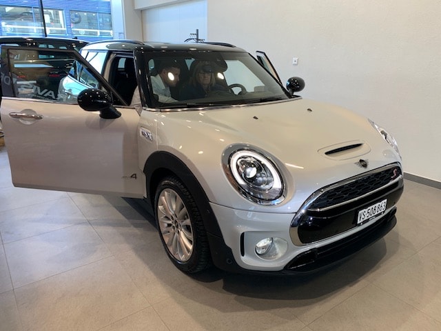 MINI 2.0i Cooper S SAG ALL4-image-3
