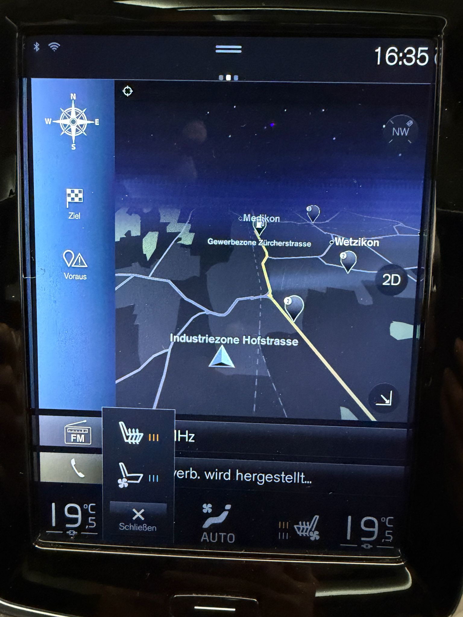 VOLVO XC90 D5 AWD Inscription Geartronic-image-24