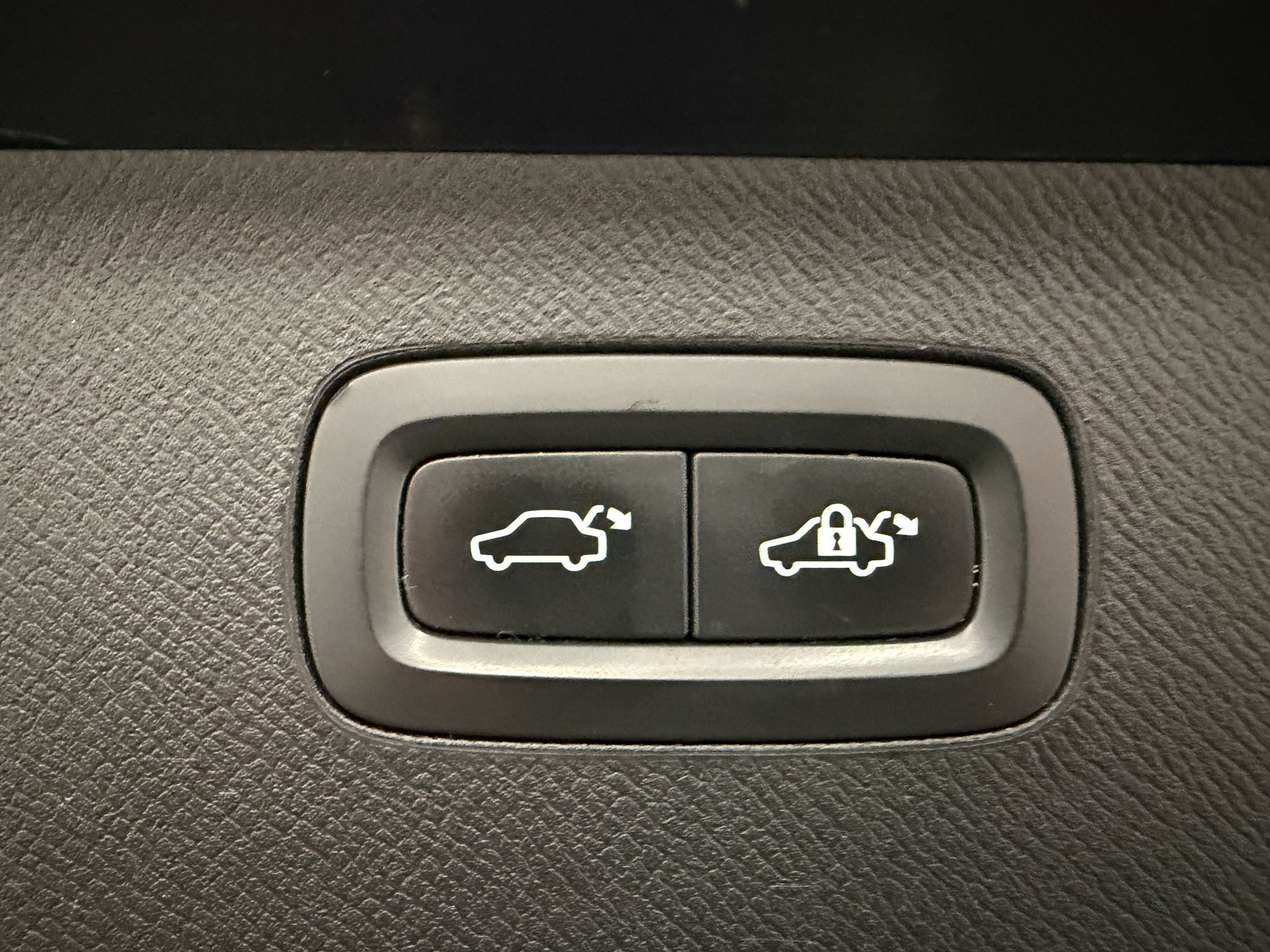 VOLVO XC90 D5 AWD Inscription Geartronic-image-29