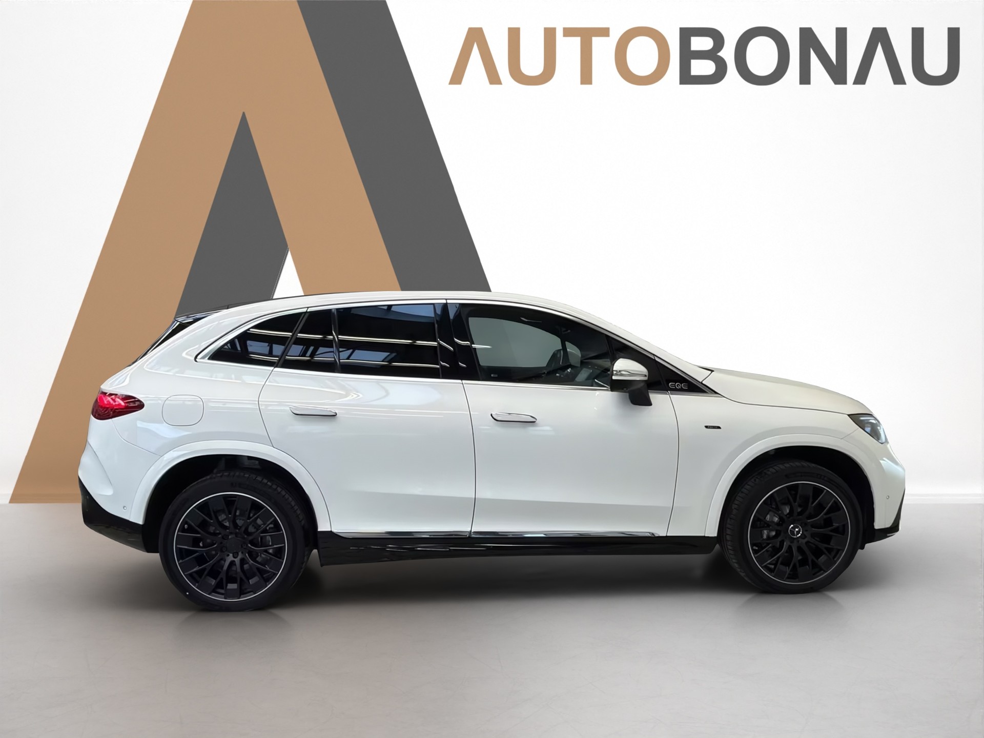 MERCEDES-BENZ EQE SUV AMG 43 4 Matic-image-31