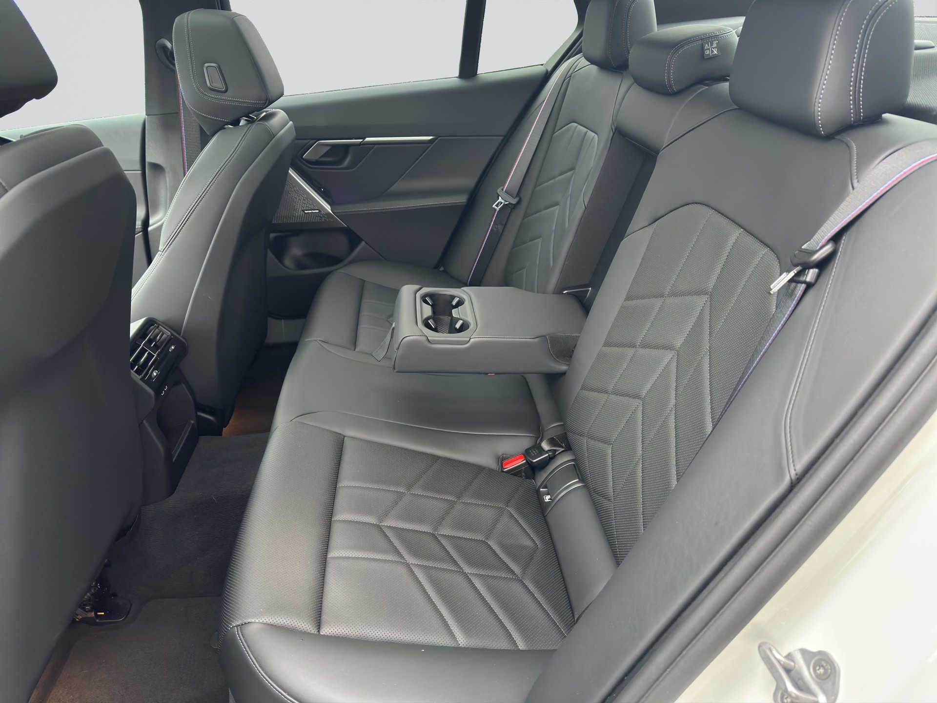BMW 520i 48V M Sport Pro Steptronic-image-7