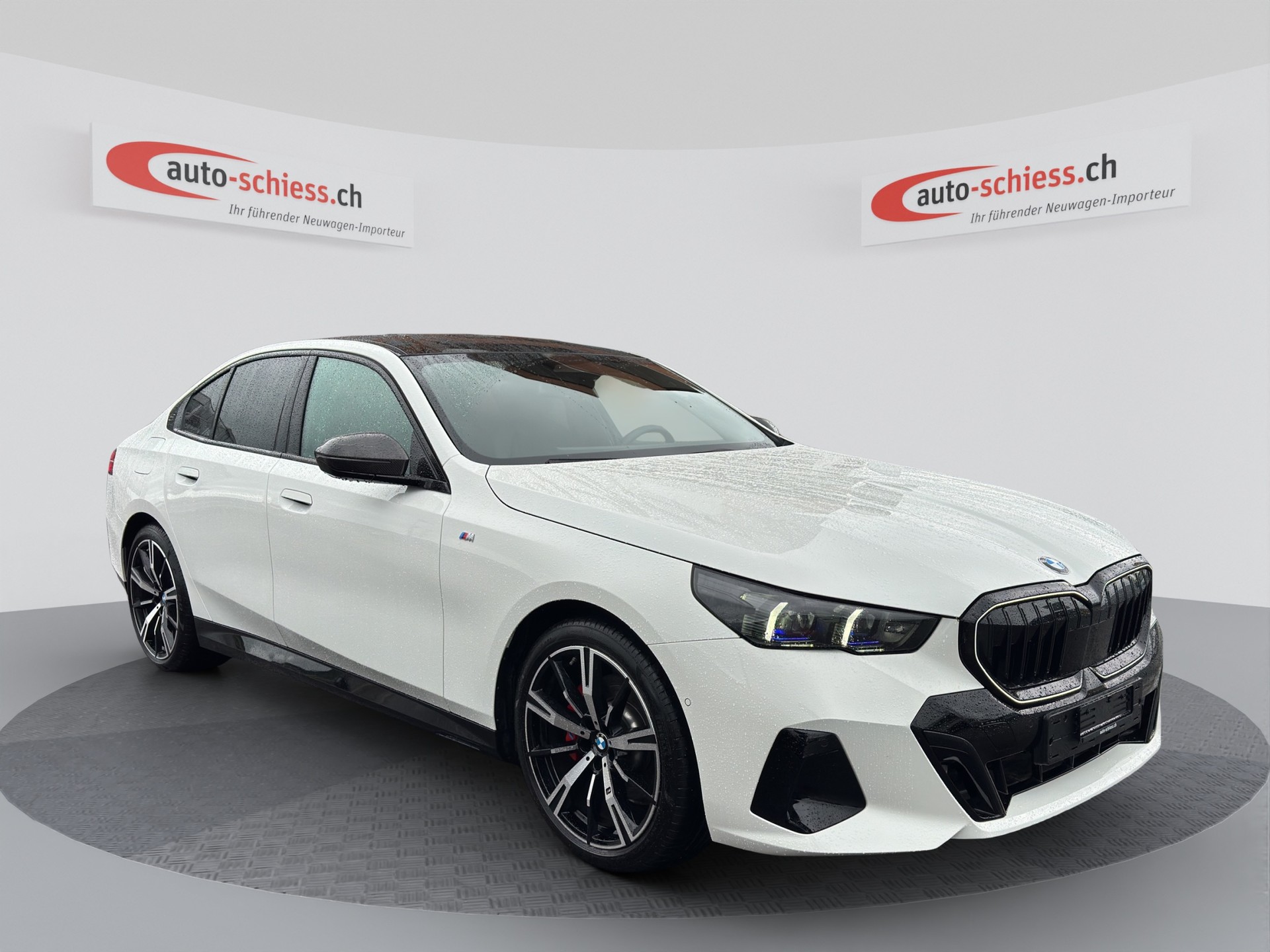 BMW 520i 48V M Sport Pro Steptronic-image-0