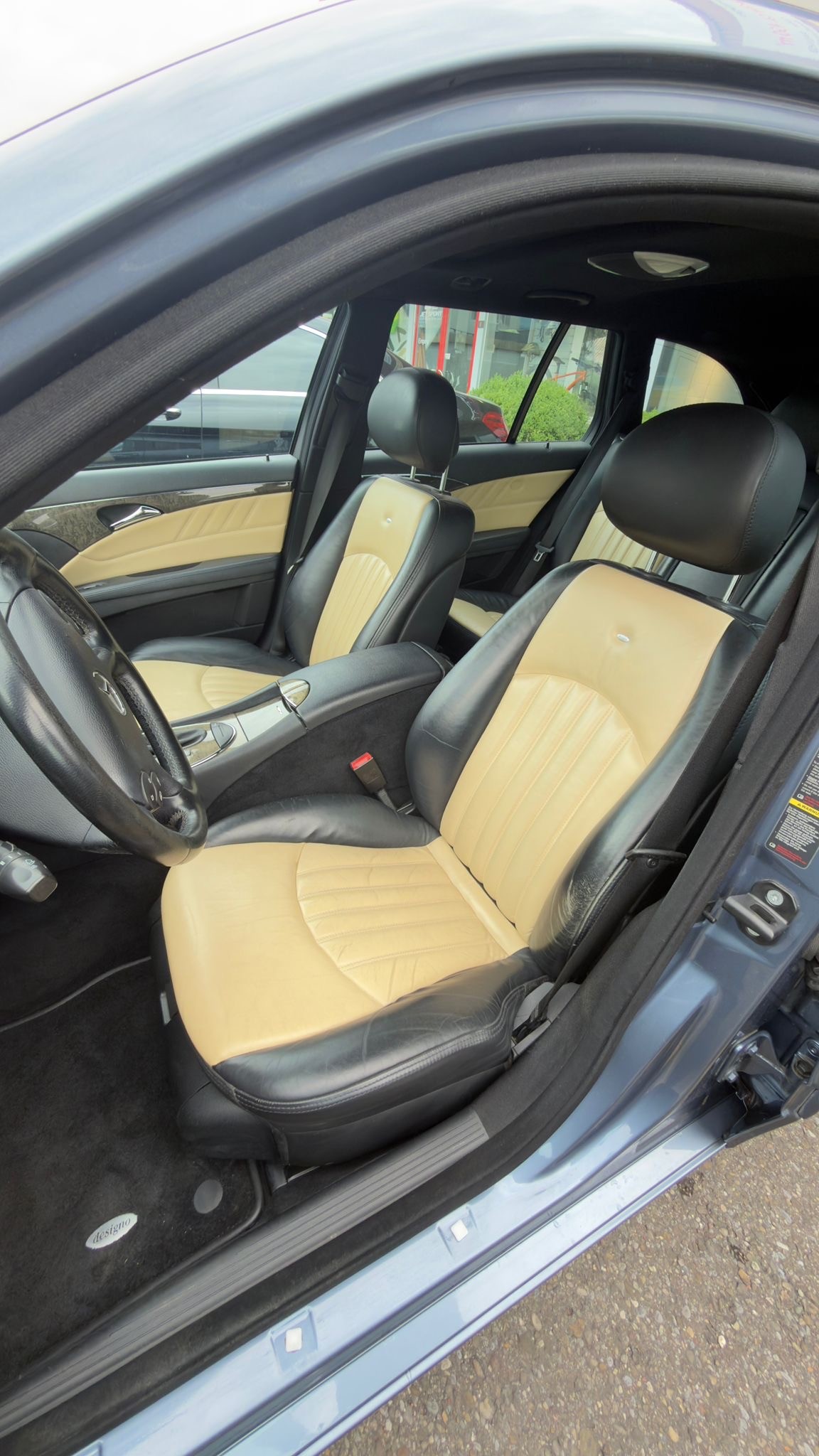 MERCEDES-BENZ E 350 Avantgarde 4Matic Automatic-image-11