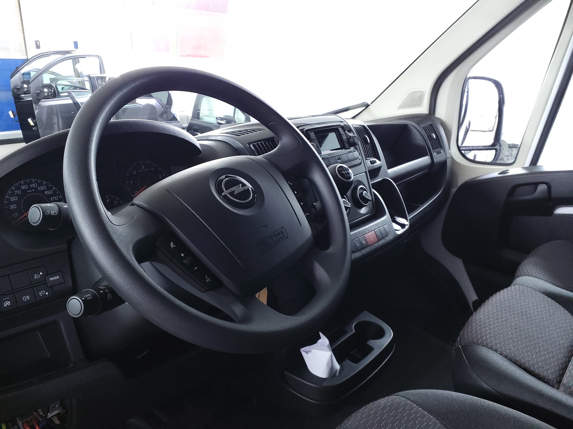 OPEL Movano 2.2 d 3,3t L3H2-image-9