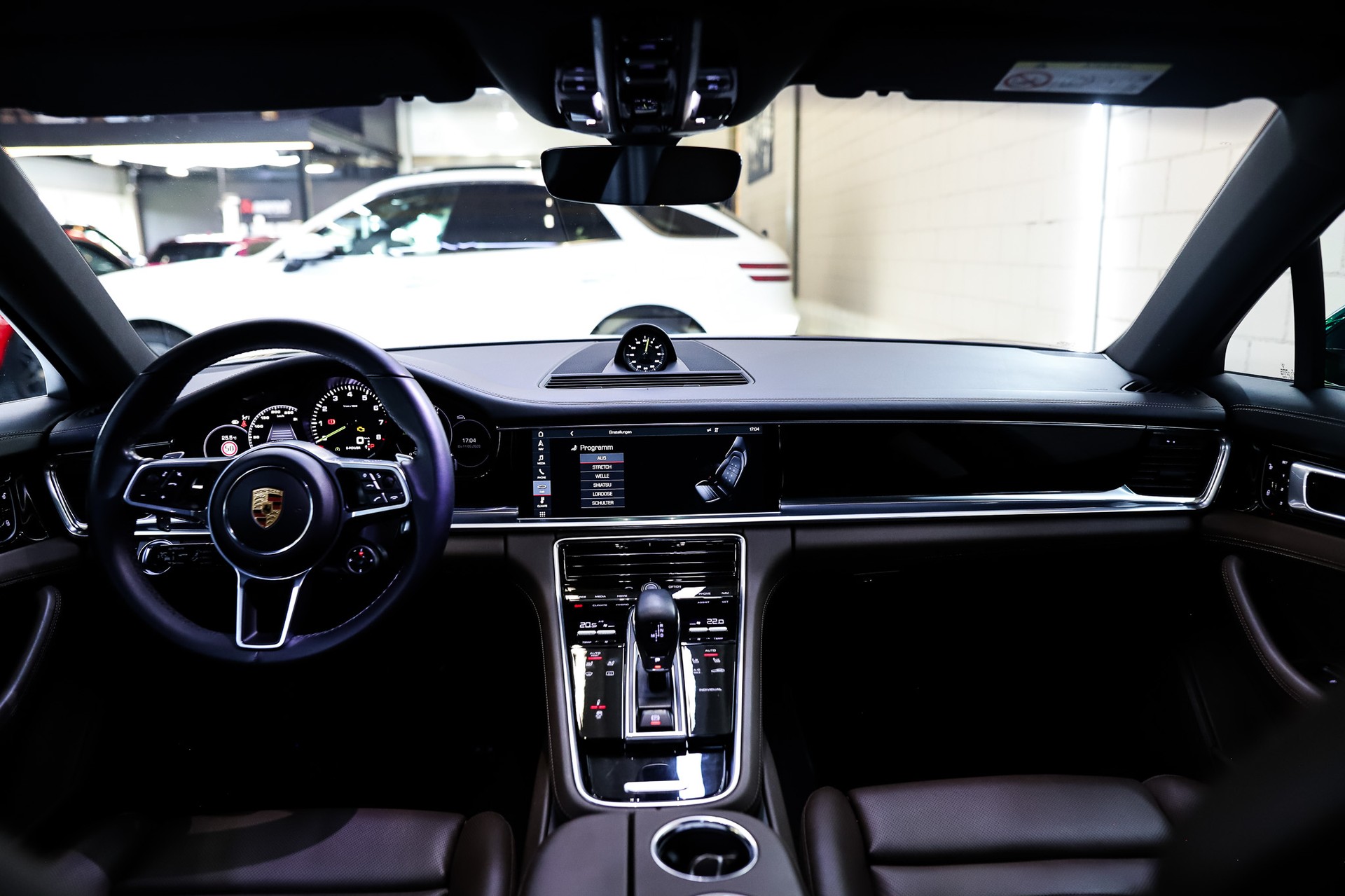 PORSCHE Panamera 4 E-Hybrid Sport Turismo PDK-image-20