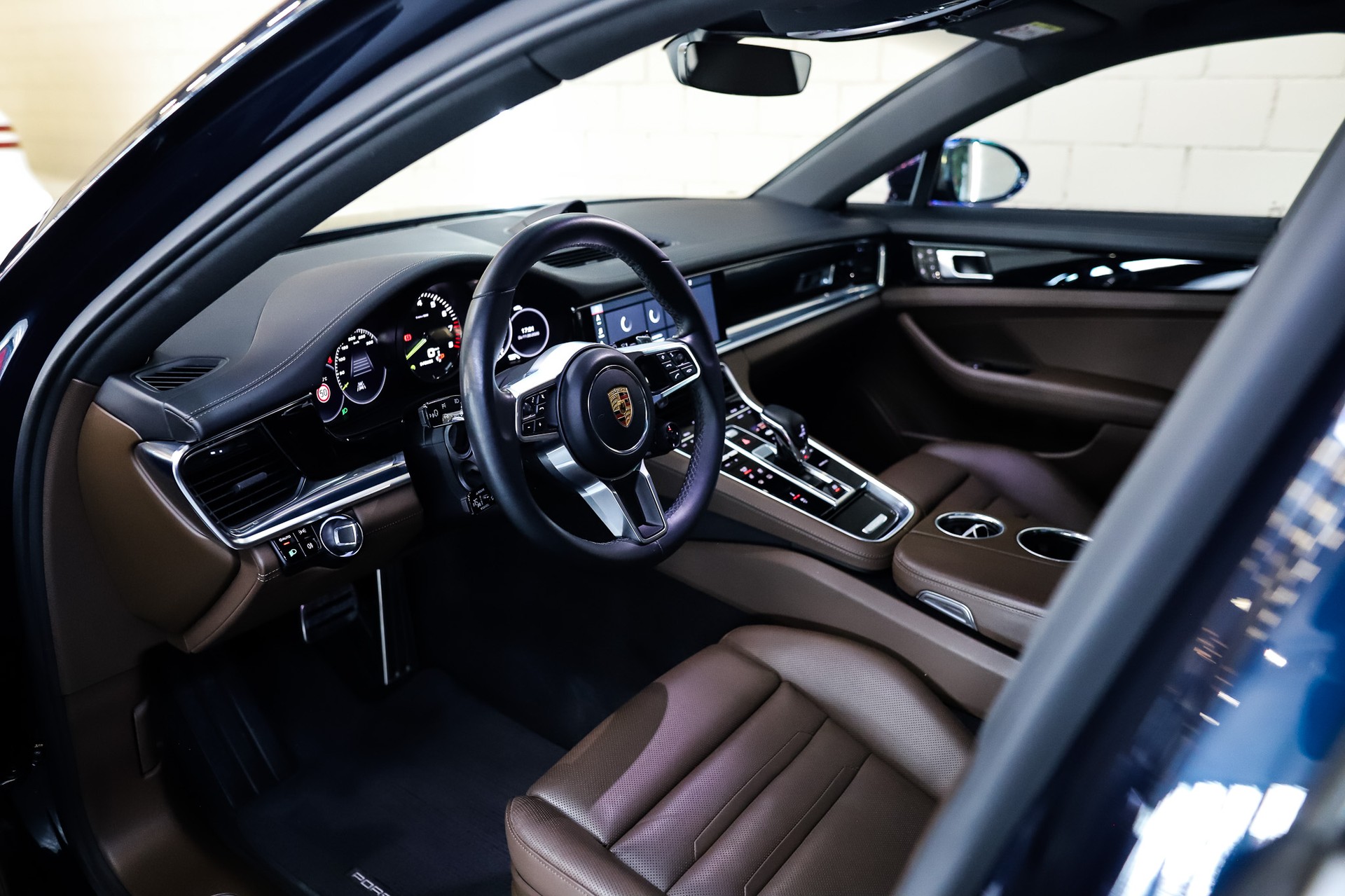 PORSCHE Panamera 4 E-Hybrid Sport Turismo PDK-image-6