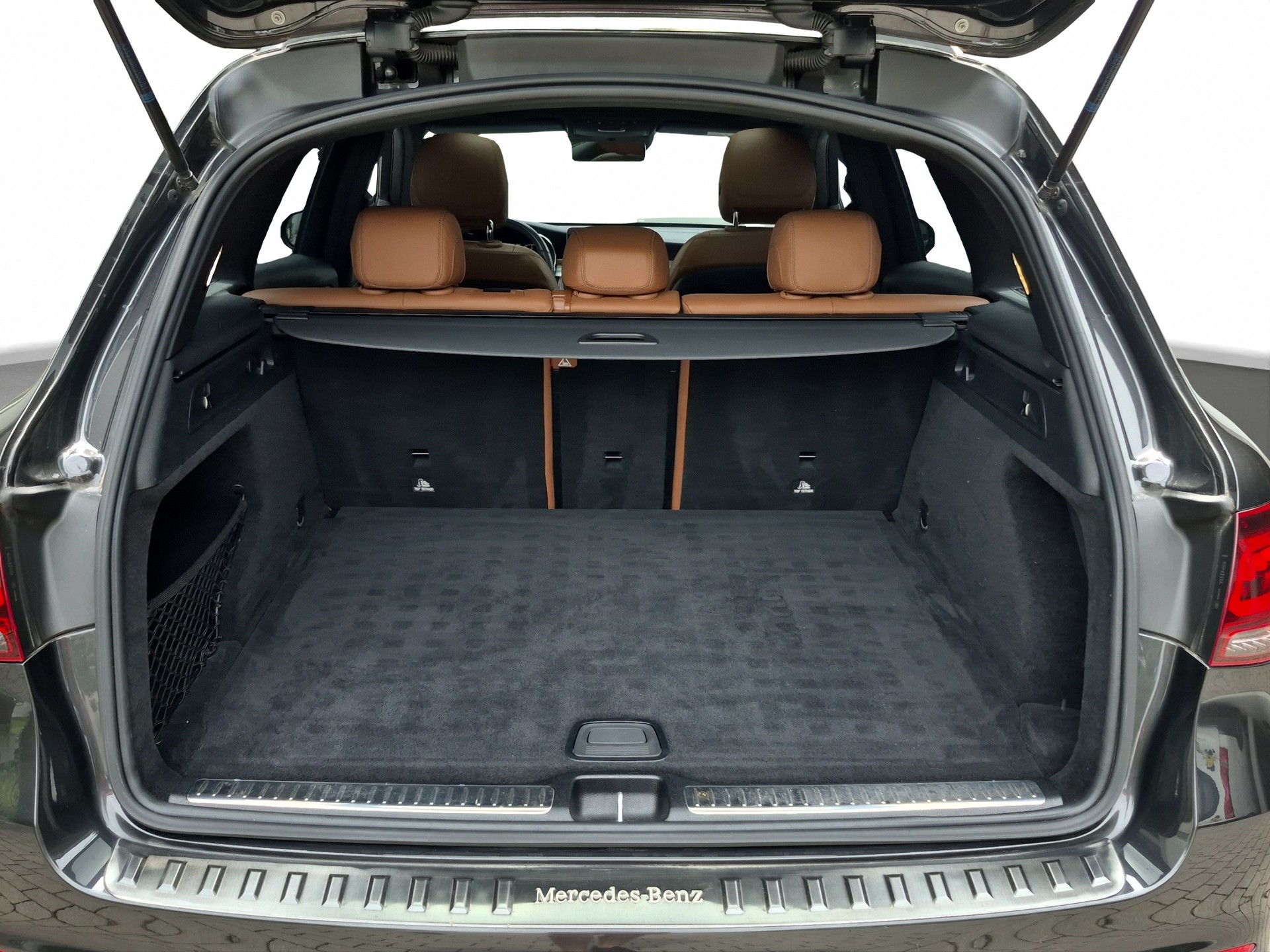 MERCEDES-BENZ GLC 300 d AMG Line 4Matic 9G-Tronic *Burmester/Anhängerkupplung*-image-13
