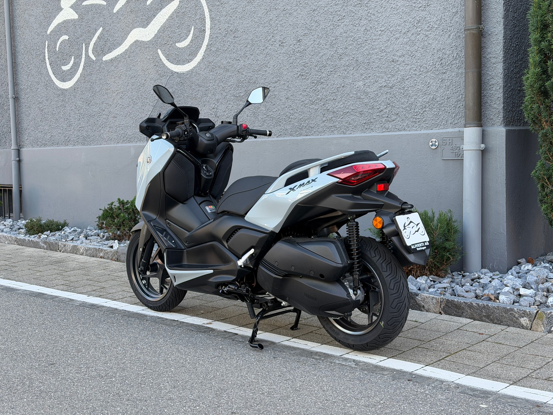 YAMAHA X-Max YP 125 Tech Max+-image-7