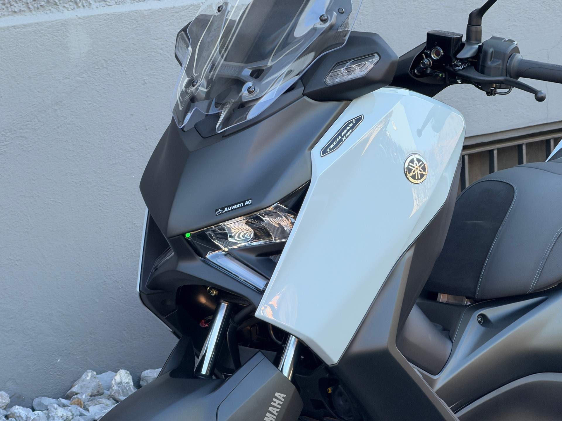 YAMAHA X-Max YP 125 Tech Max+-showroom-element-2