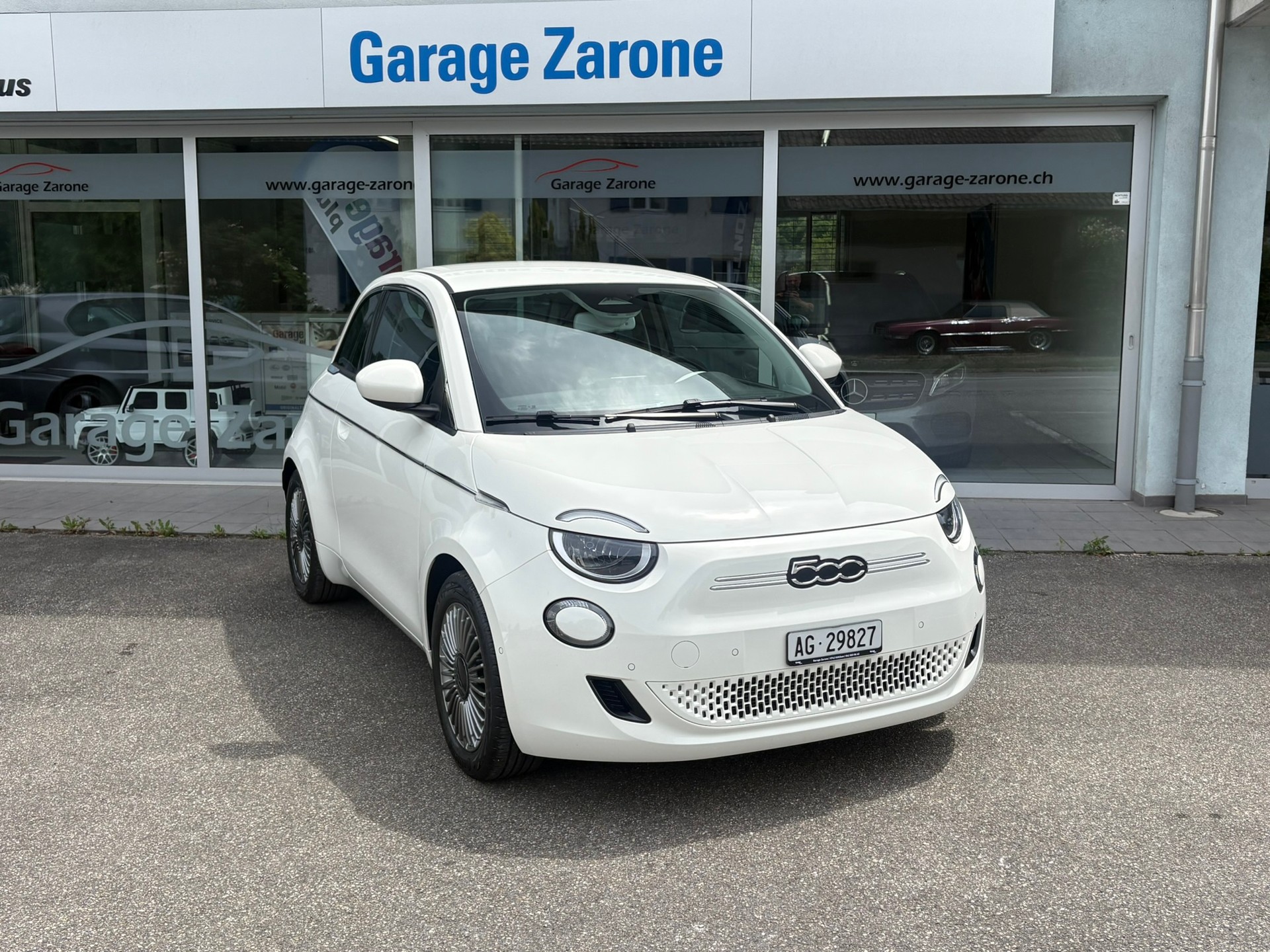 FIAT 500 electric 87 kW Swiss Edition-image-0