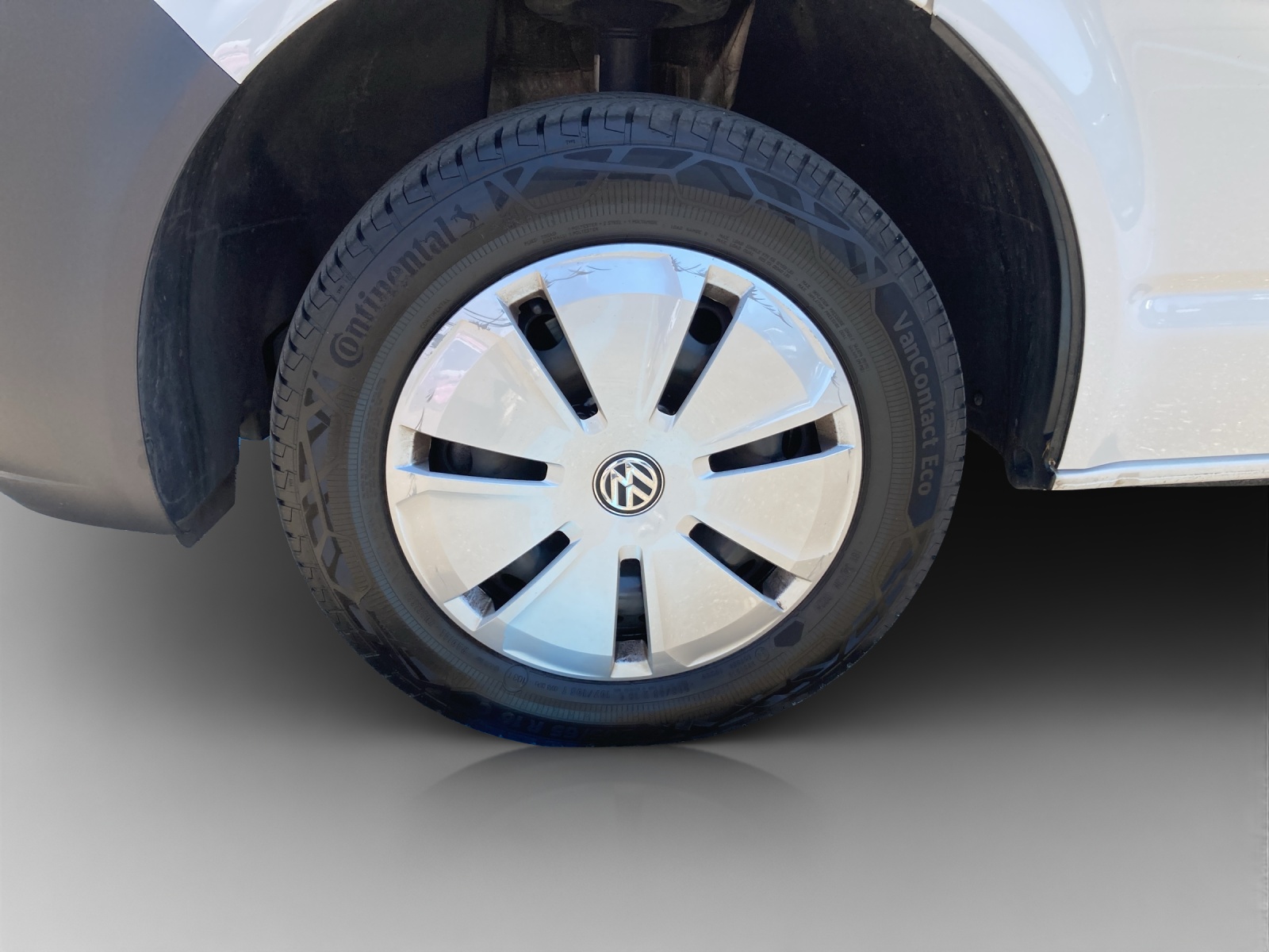 VW T6.1 2.0 TDI DSG-image-15
