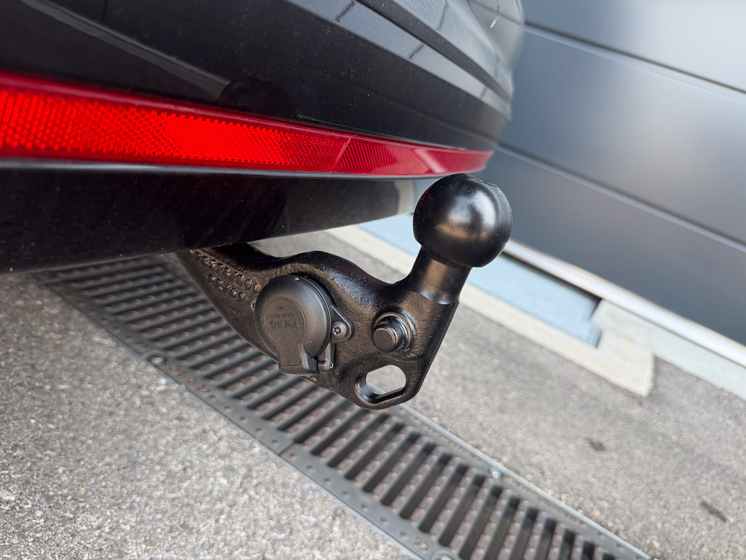SKODA Enyaq 4x4 RS-image-9