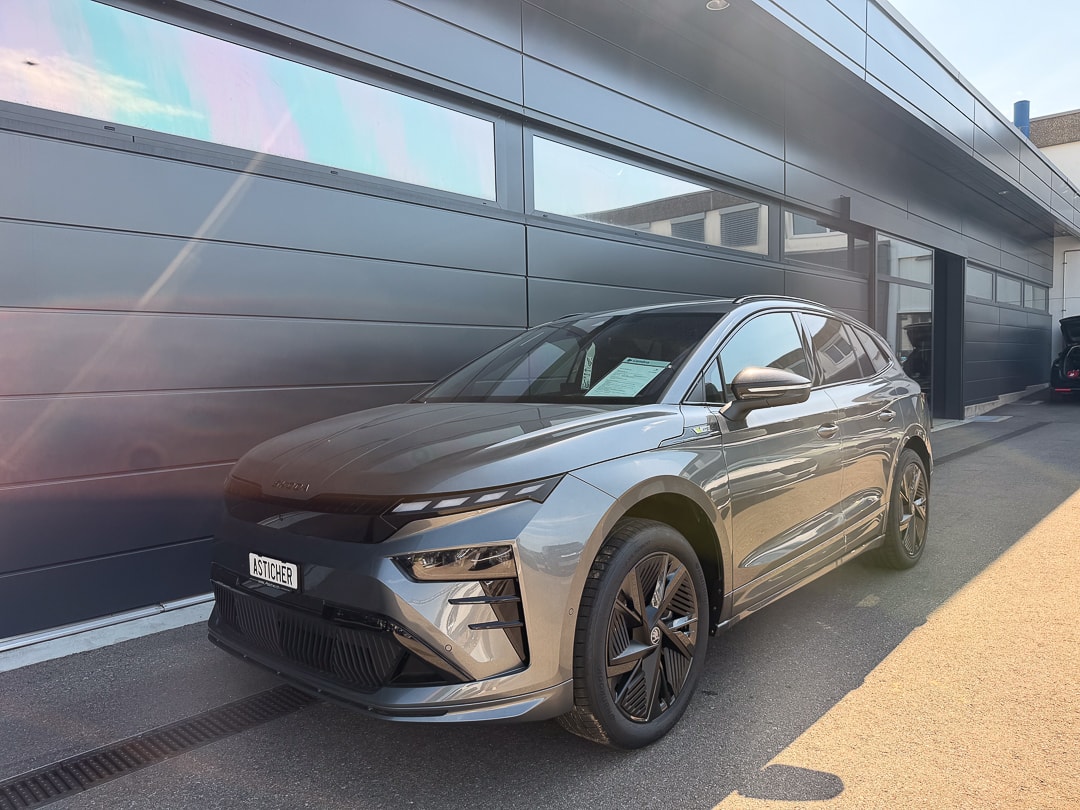 SKODA Enyaq 4x4 RS-image-0