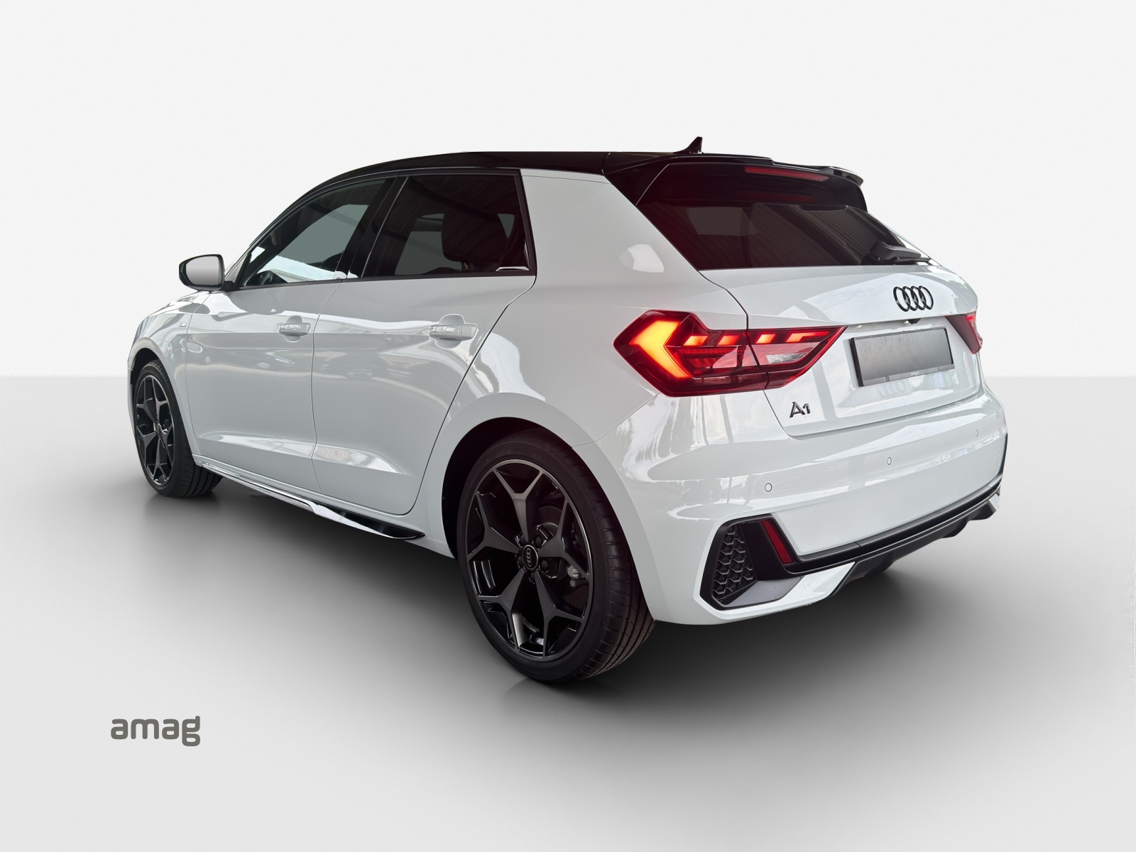 AUDI A1 Sportback 30 TFSI S Line Attraction S-tronic-showroom-element-2