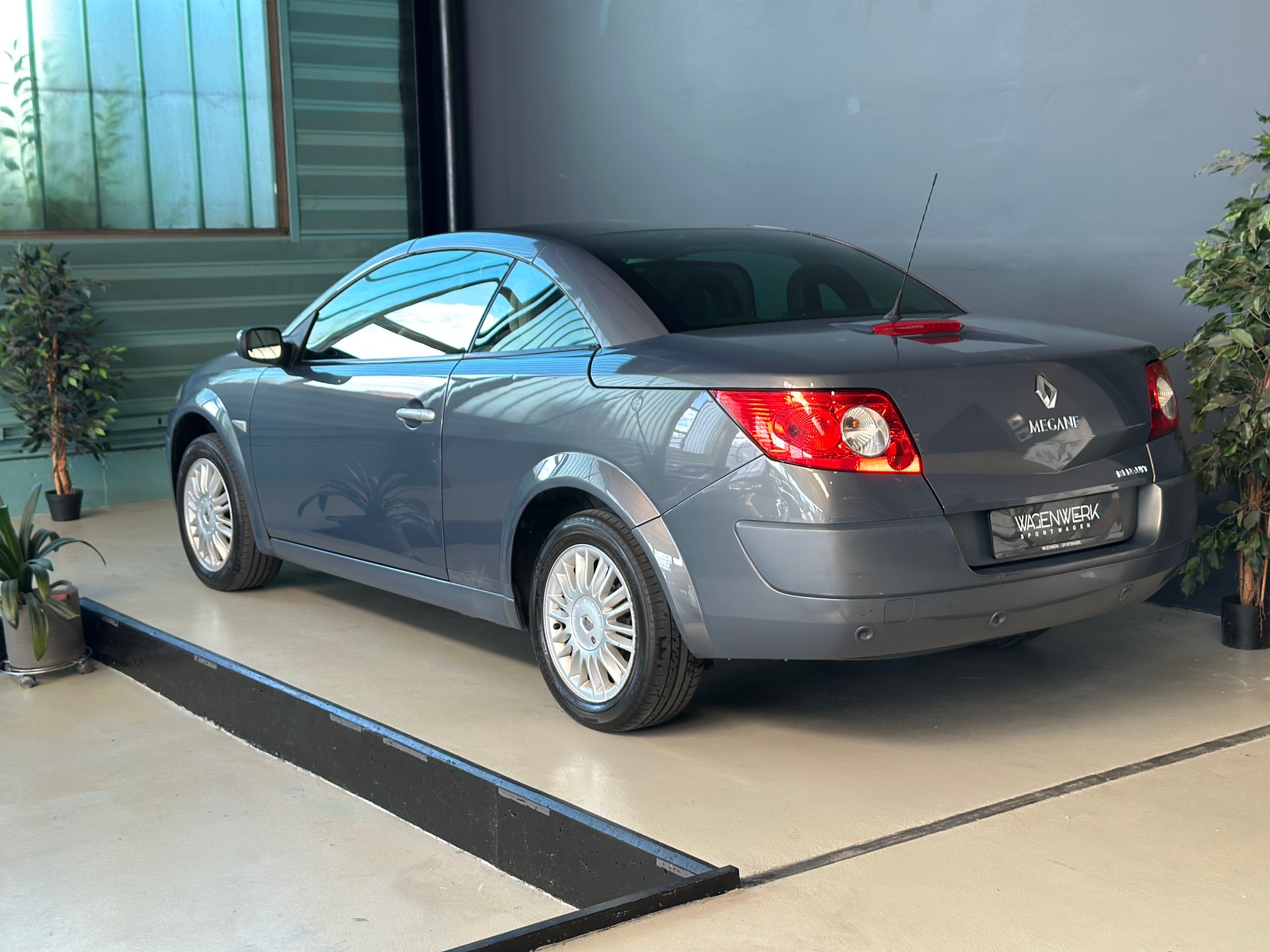 RENAULT Mégane C-C 2.0 16V Exception-image-8