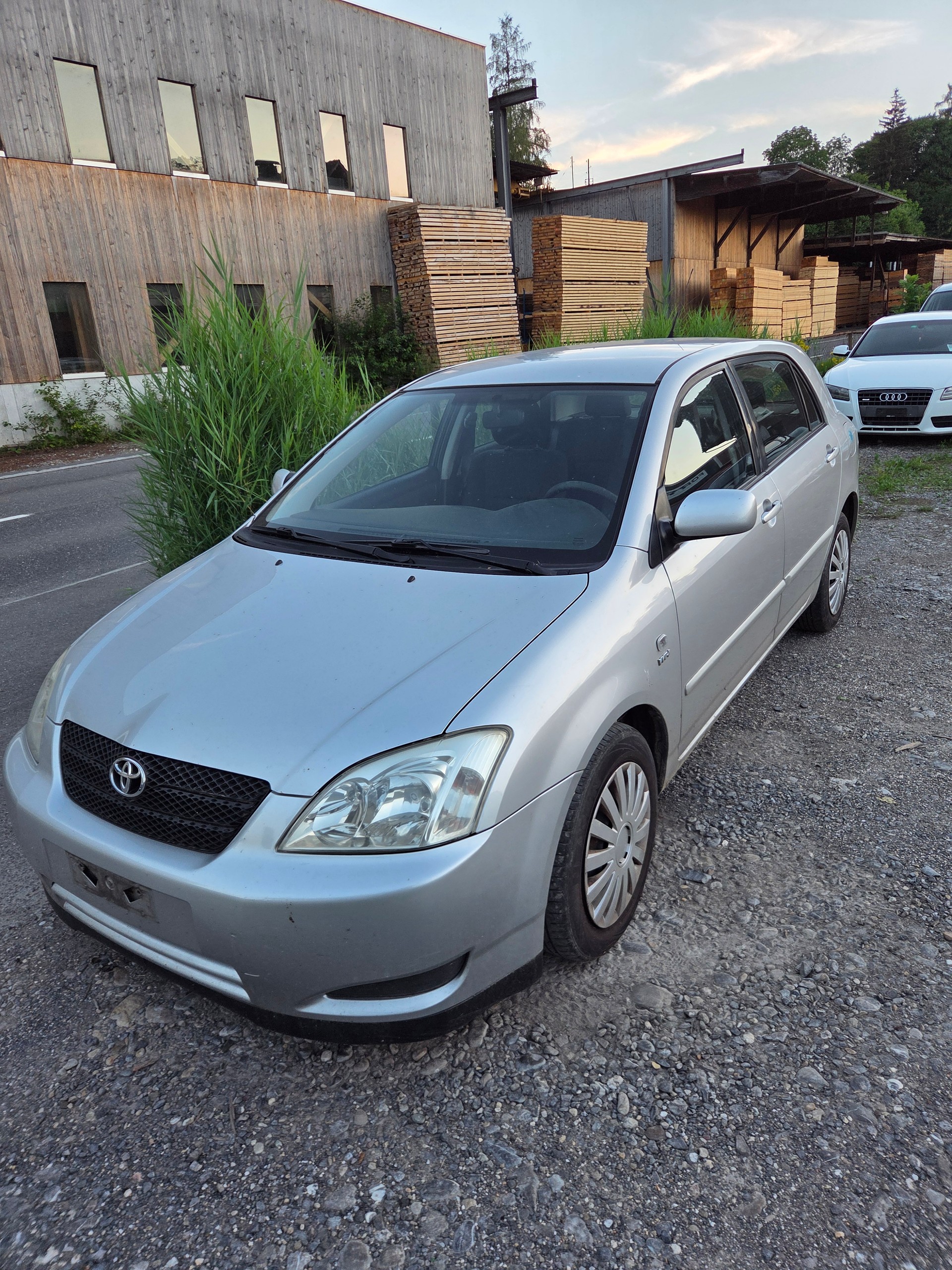 TOYOTA Corolla 1.4 Linea Terra-image-0