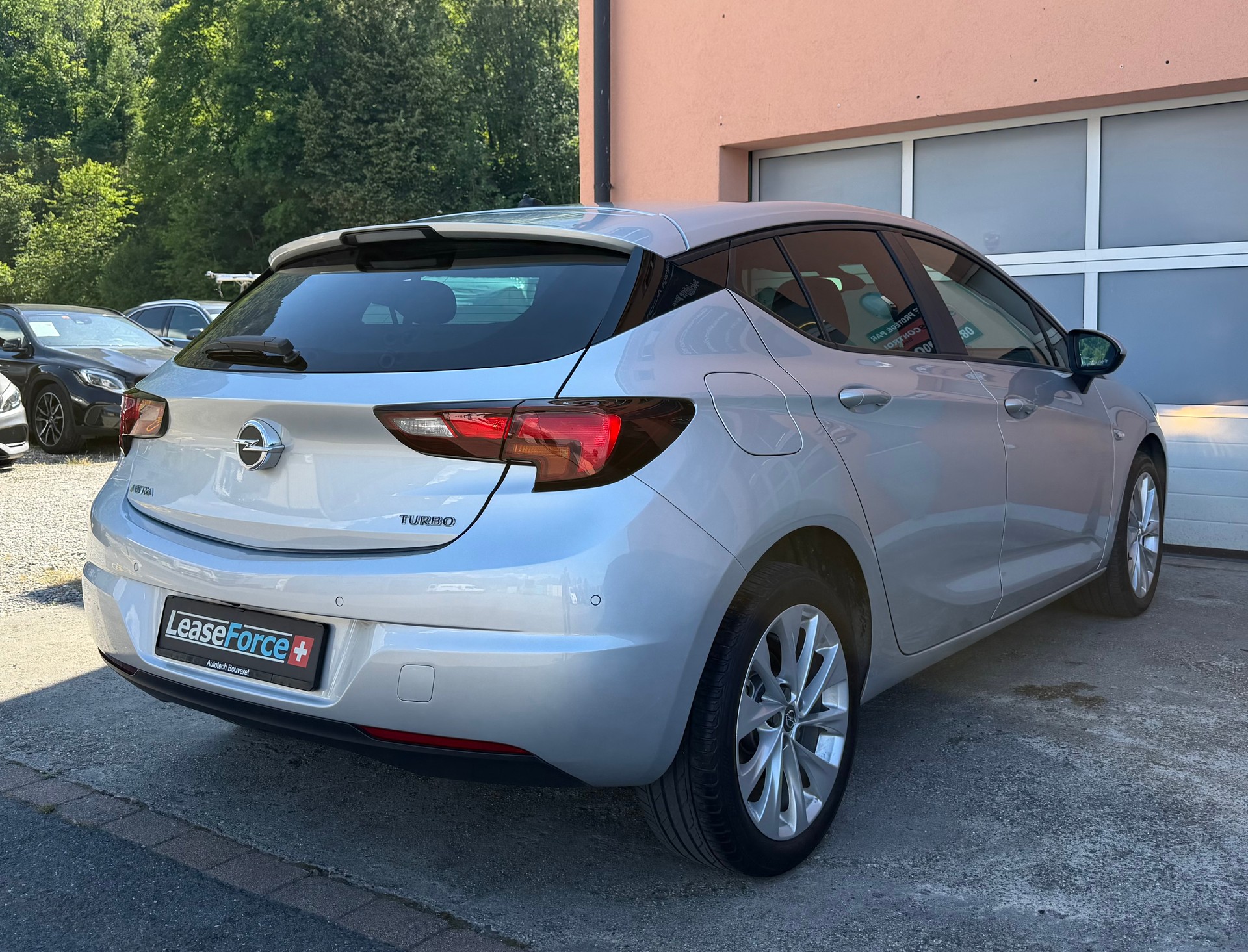 OPEL Astra 1.4i Turbo Excellence Automatic-image-3