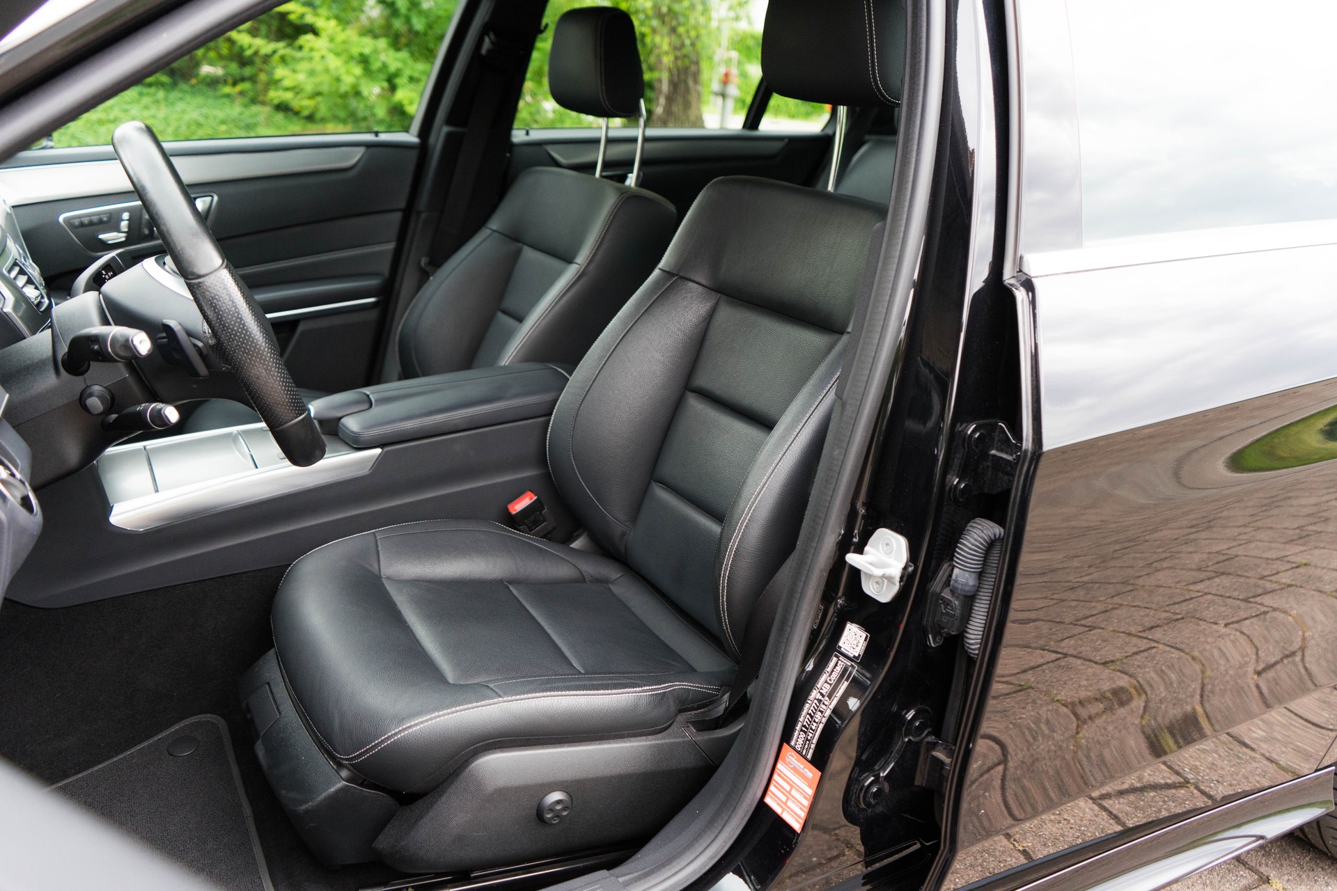 MERCEDES-BENZ E 350 CDI Avantgarde 4Matic AMG-LINE-image-12