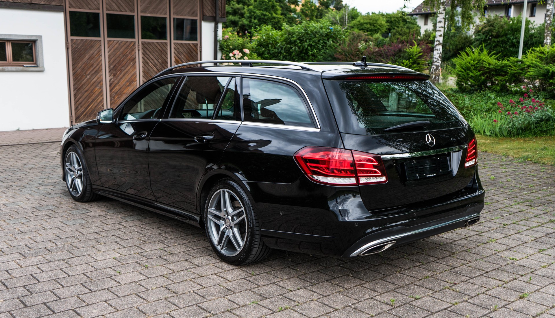 MERCEDES-BENZ E 350 CDI Avantgarde 4Matic AMG-LINE-image-6